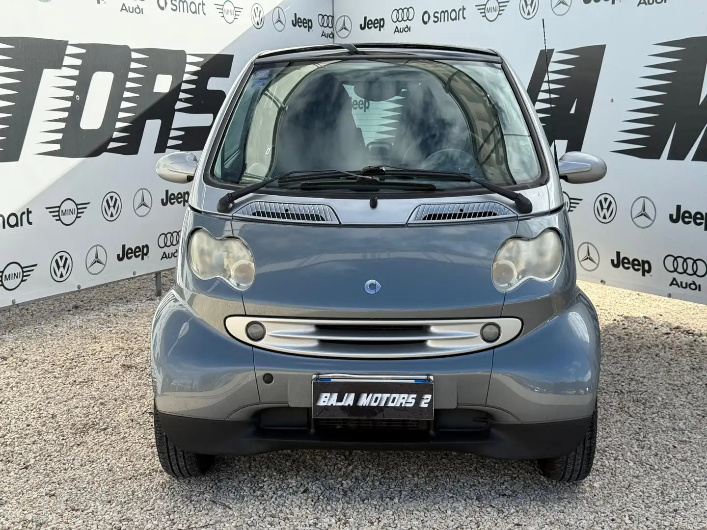 smart forTwo Fortwo 0.8 cdi Smart Gris - 2