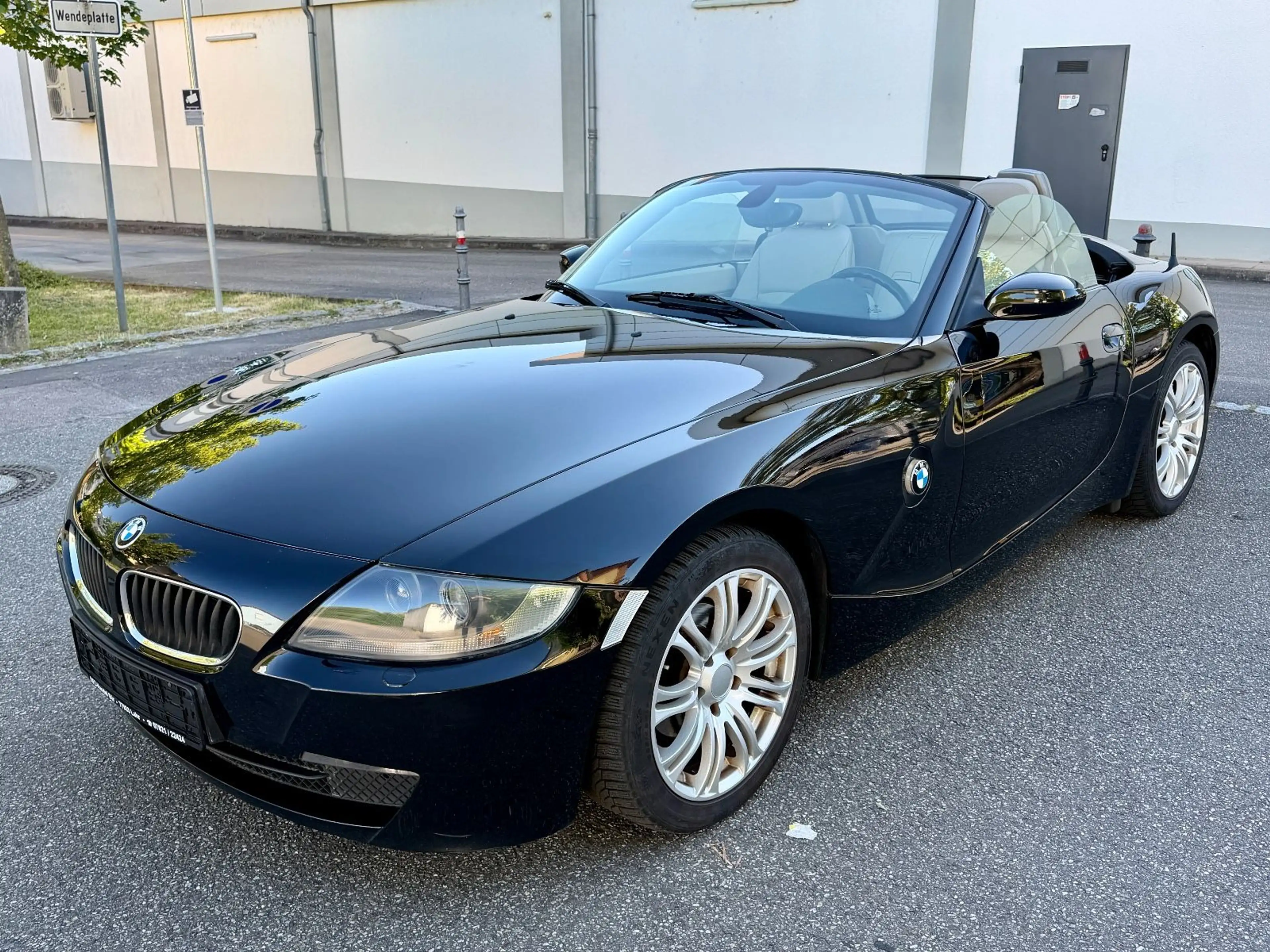 BMW Z4 Roadster 2.0i TÜV NEU/BI XENON/KLIMA/TEMPOMAT — photo 2