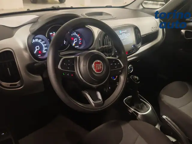 Fiat 500l view 6
