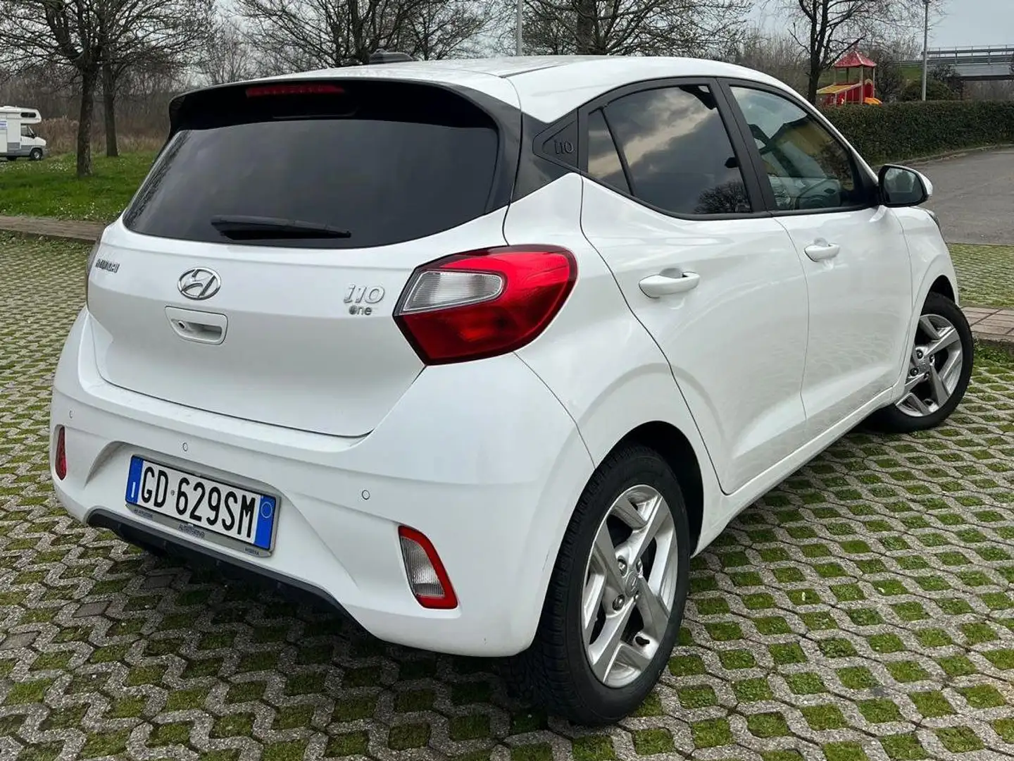 Hyundai i10 i10 III 2020 1.0 Advanced Plus Pack econext Gpl Blanc - 2