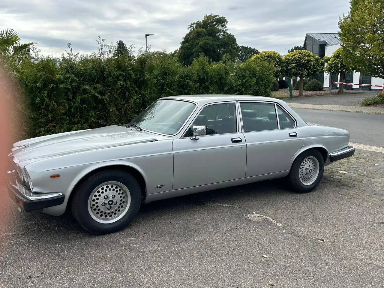 Jaguar XJ6 Bild 3