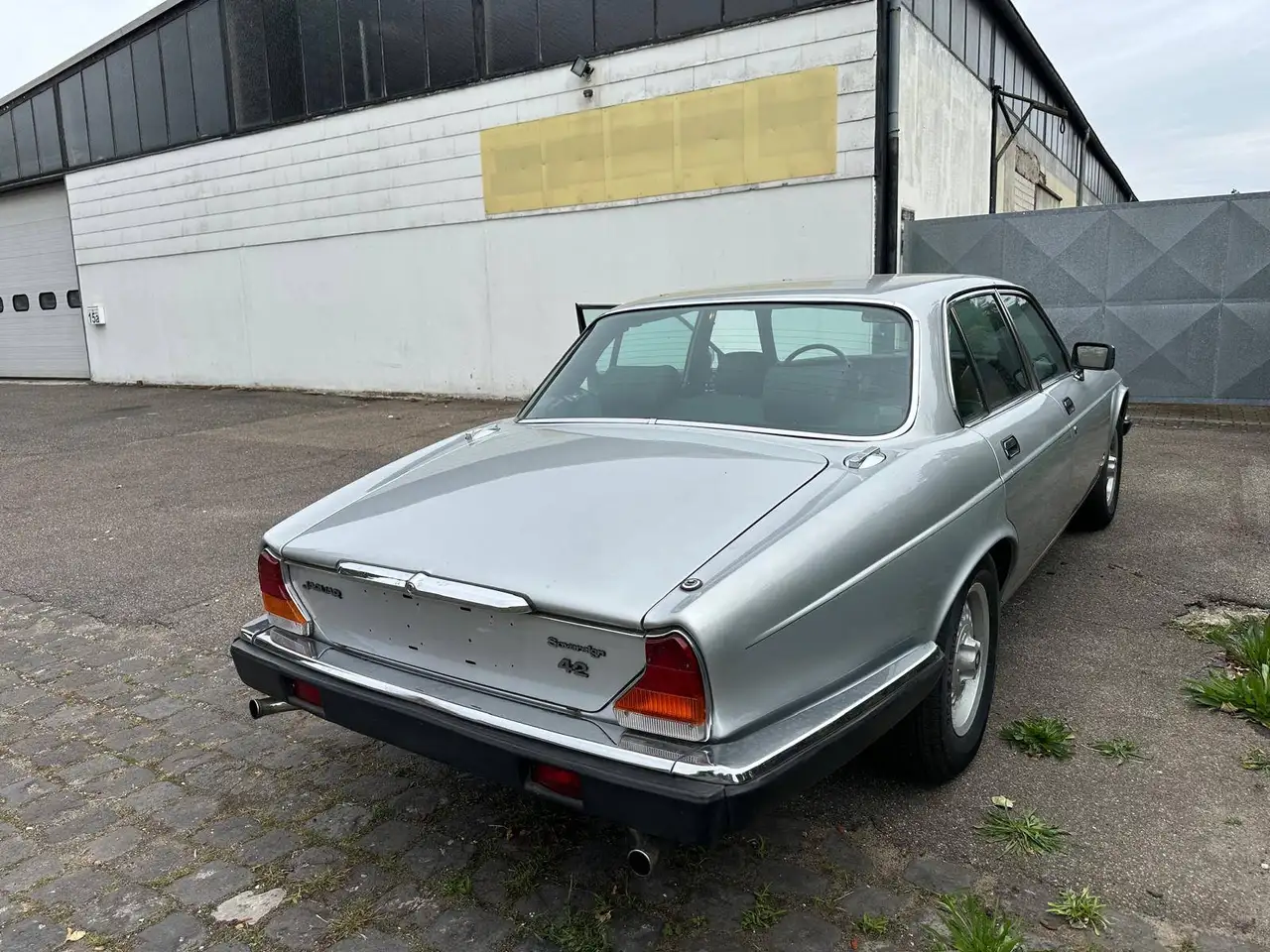 Jaguar XJ6 Bild 6