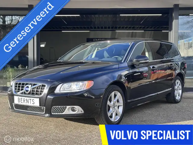Volvo V70 2.5T Momentum|BLIS|Trekhaakafneembaar|Sensus Conne