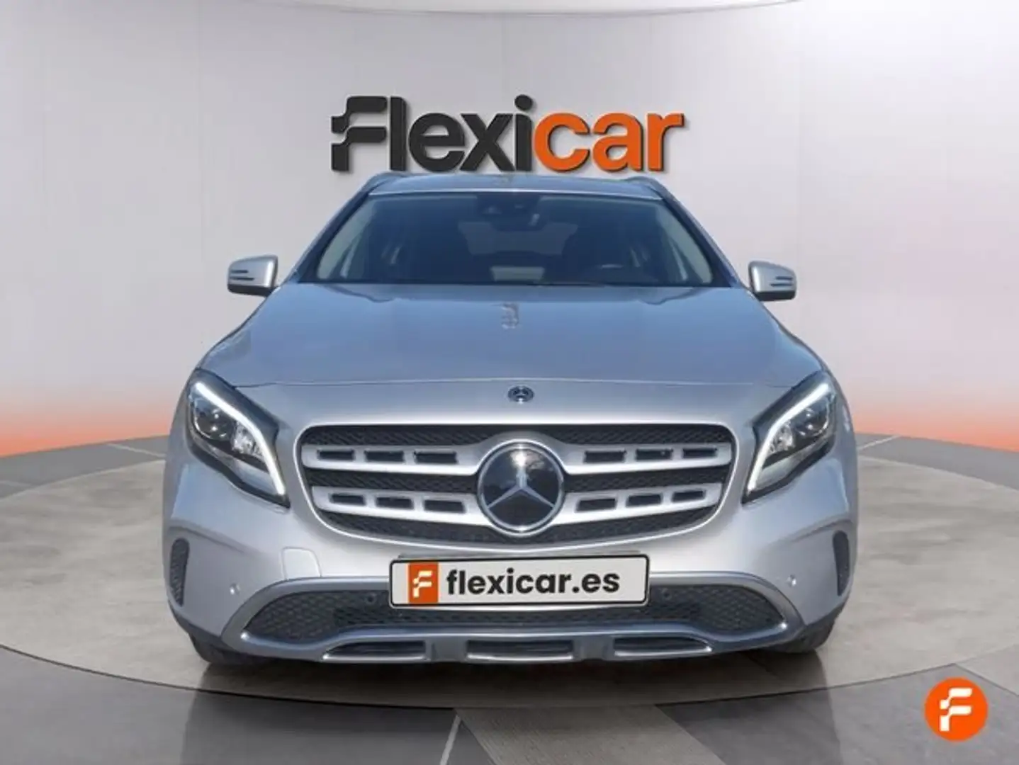 Mercedes-Benz GLA 200 d Gris - 2