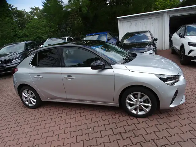 Opel Corsa view 3