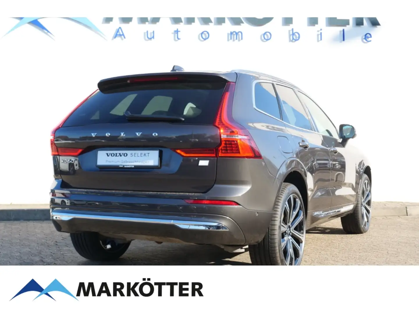 Volvo XC60 T8 Recharge AWD Plus Bright STHZ/PANO/BLIS Grau - 2