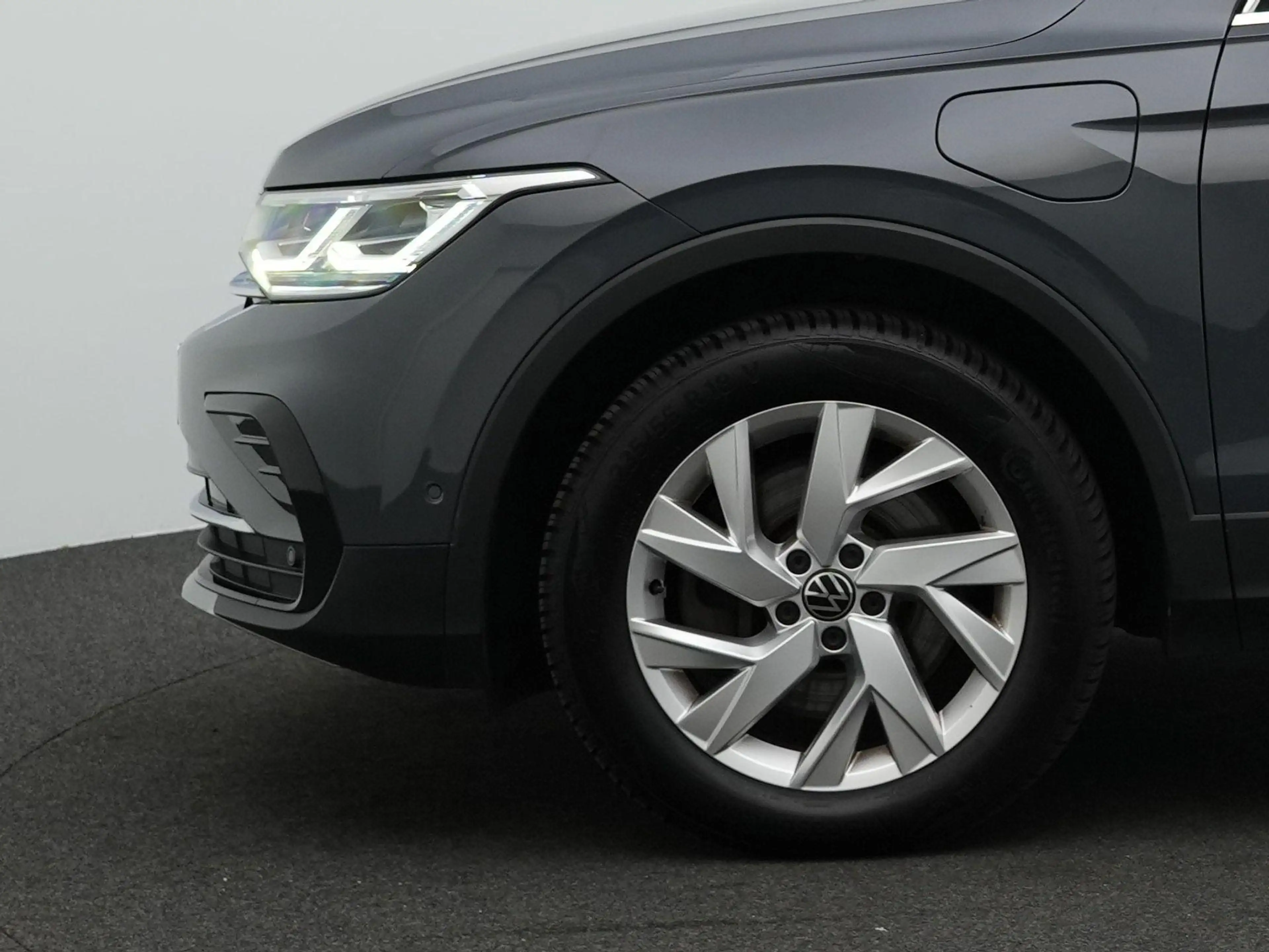 Volkswagen Tiguan 1.4 TSI 245pk eHybrid R-Line Business+ | Matrix LE — photo 11