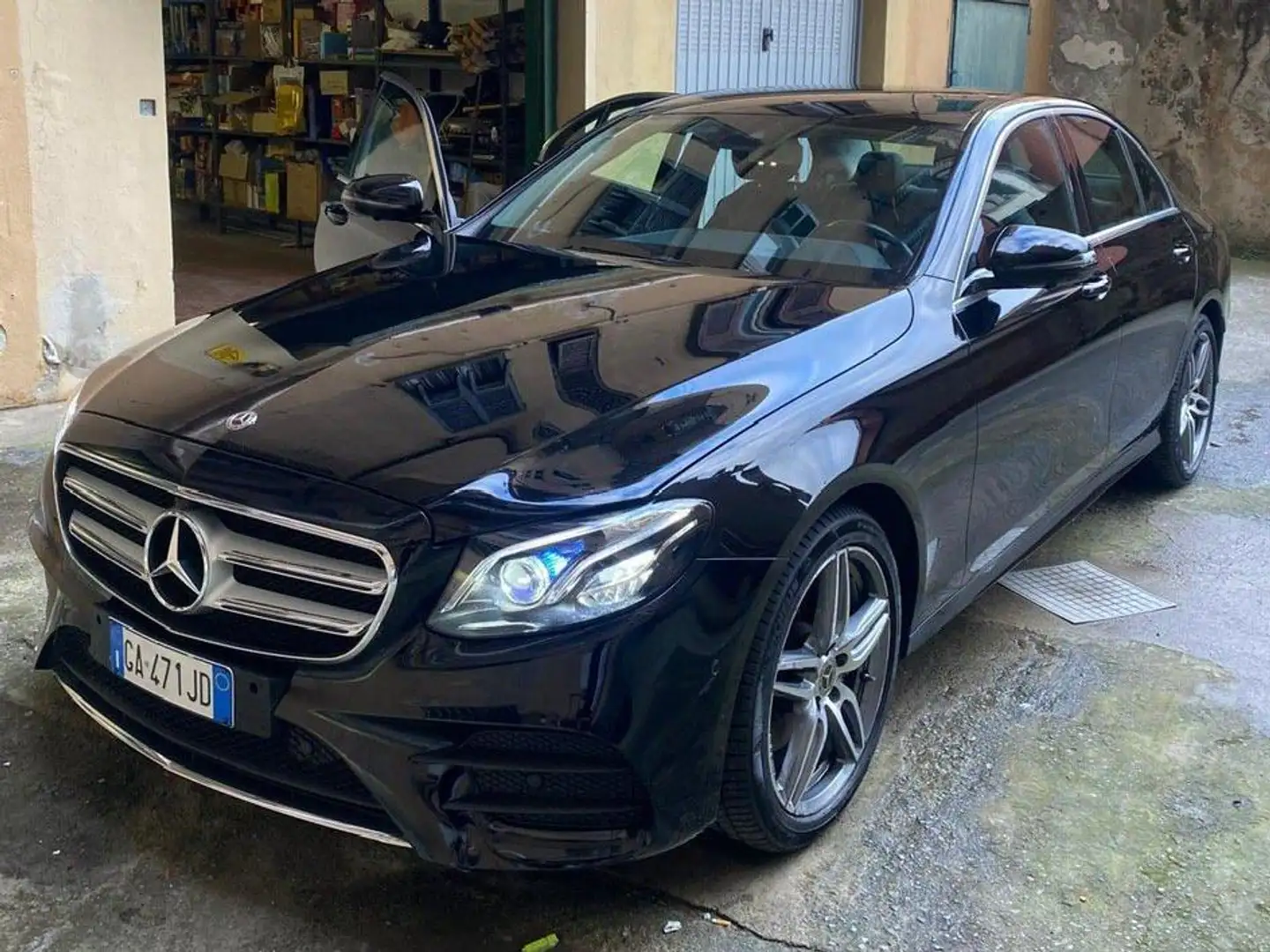 Mercedes-Benz E 220 Classe E - W213 Berlina d Premium 4matic auto Nero - 2