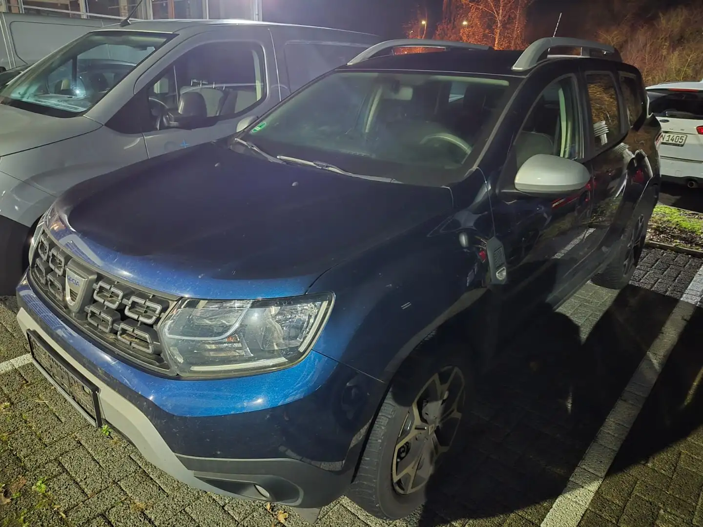 Dacia Duster Anniversary, 1.Hand (+TZ), orig. 73TKM, TOP Bleu - 1