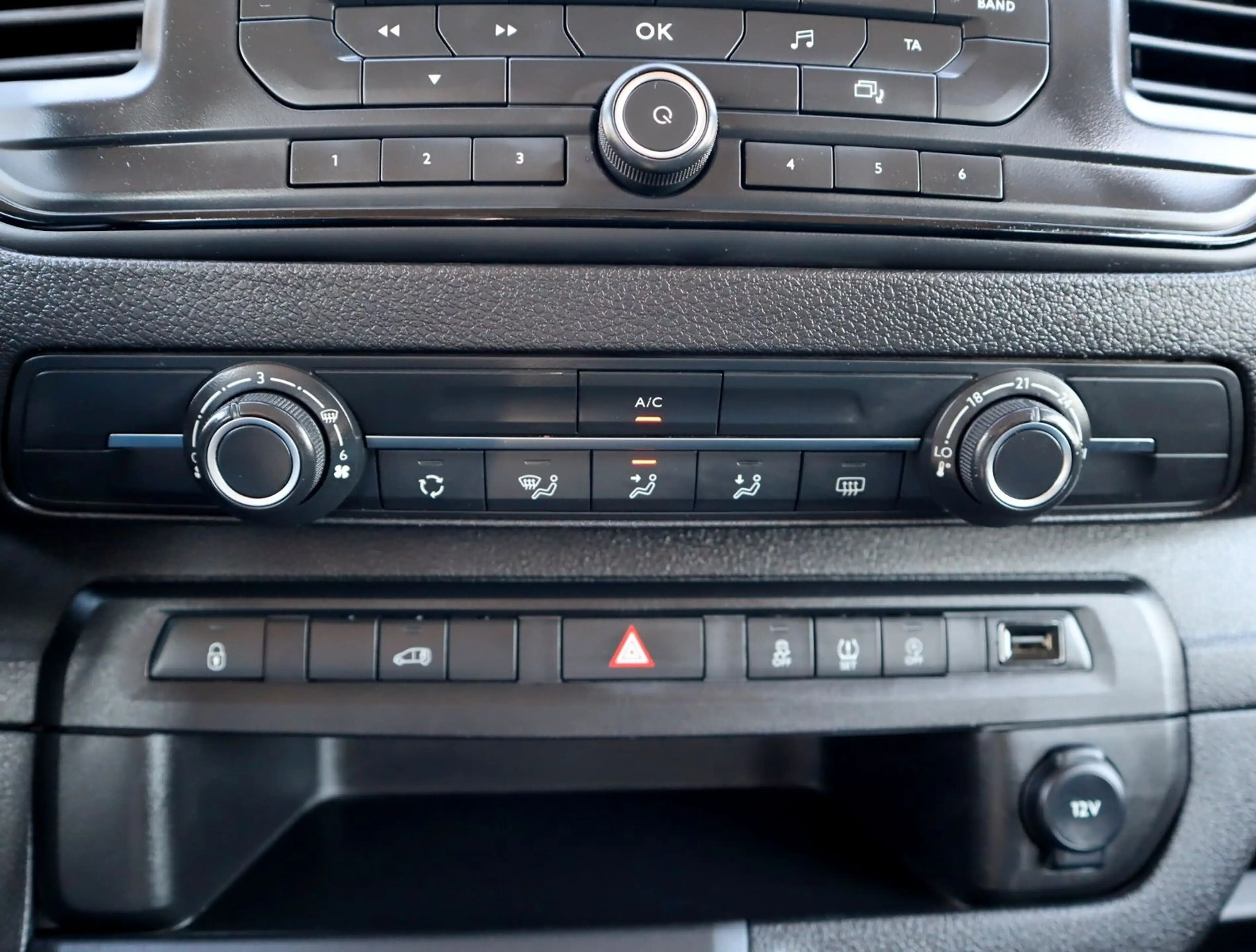 Opel Vivaro L3 9-Sitzer /PDC /Radio DAB /Klima — photo 9