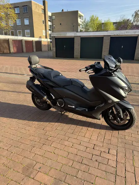 Yamaha TMAX 560 - foto 3