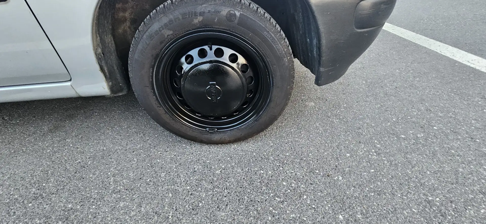 Nissan Micra 1.0i L Серый - 2