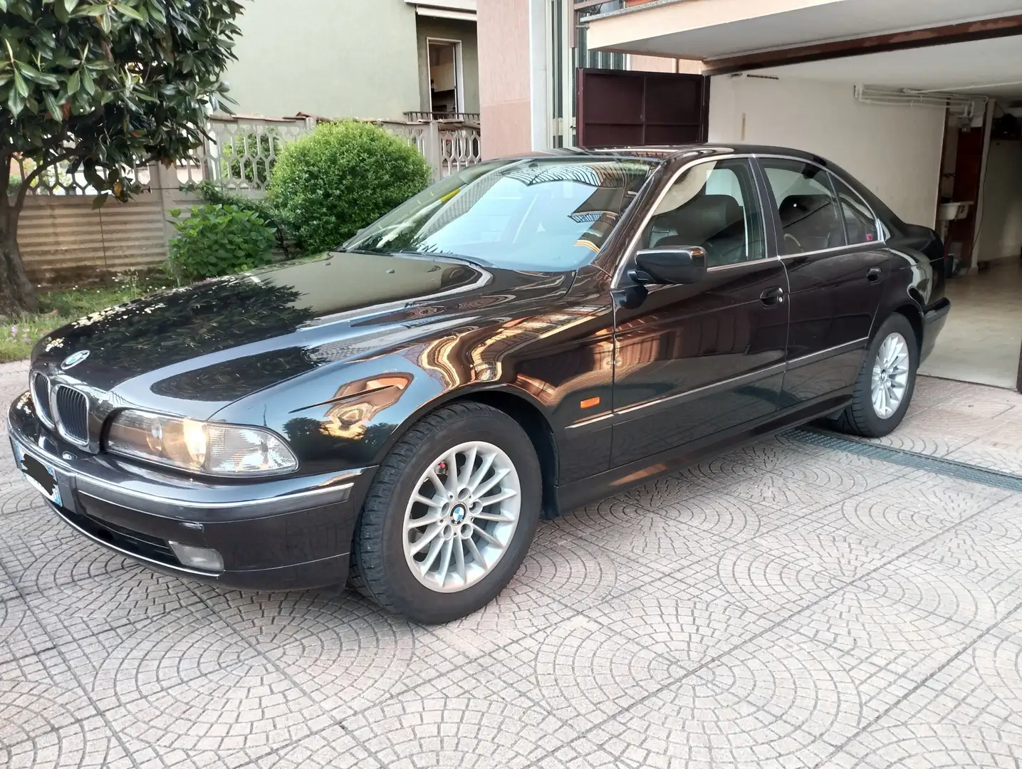 BMW 523 E39 - 1