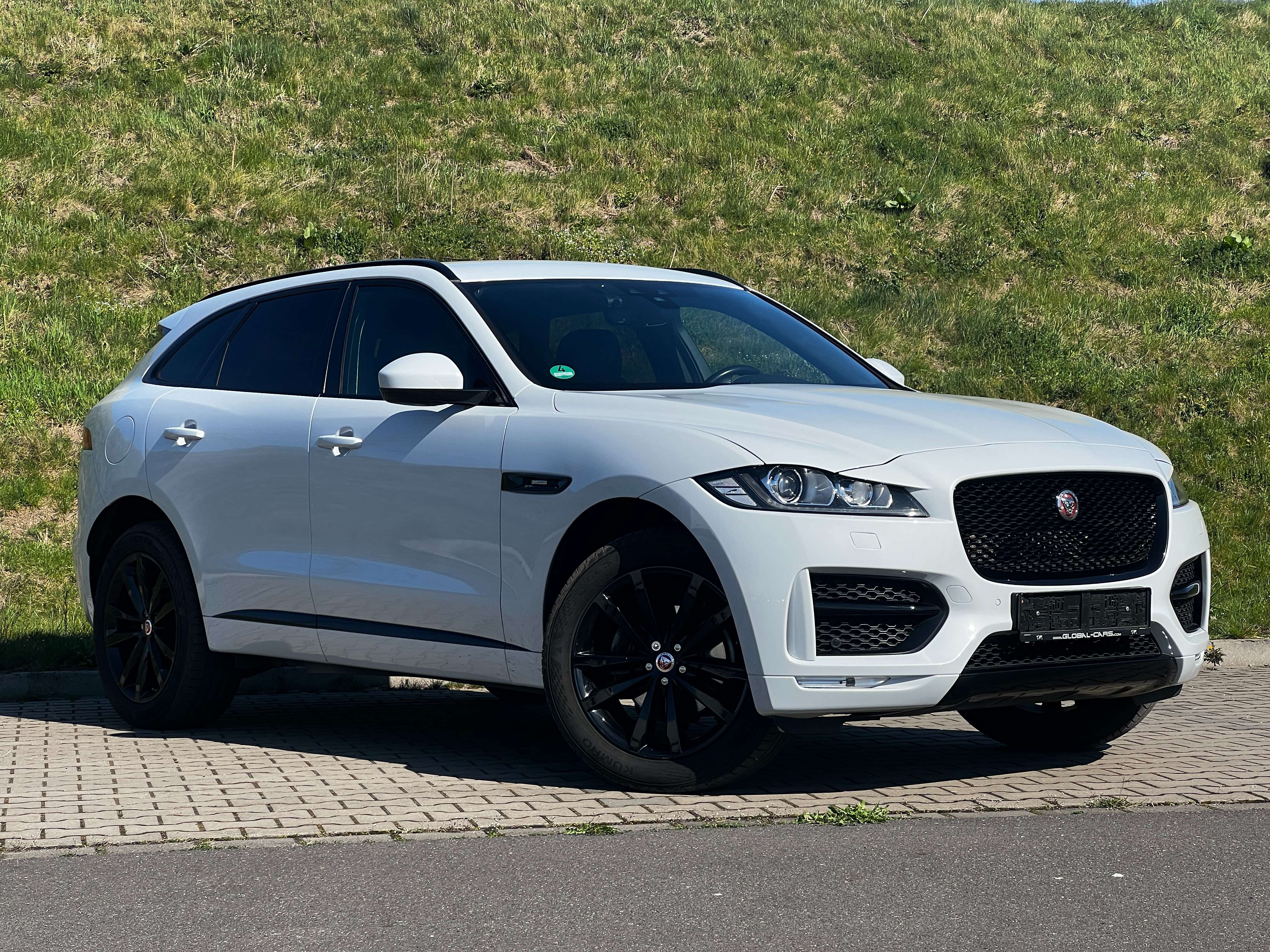 Second hand Jaguar F-Pace 2.0