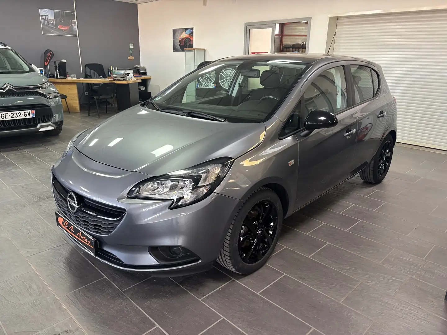 Opel Corsa 1.4 90CH BLACK EDITION START/STOP 5P Gris - 1