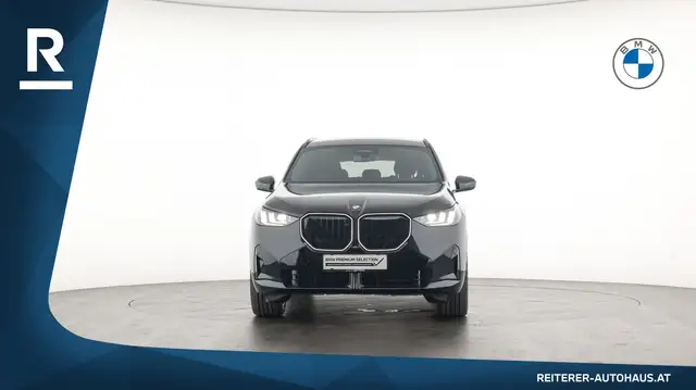 BMW X3 view 2
