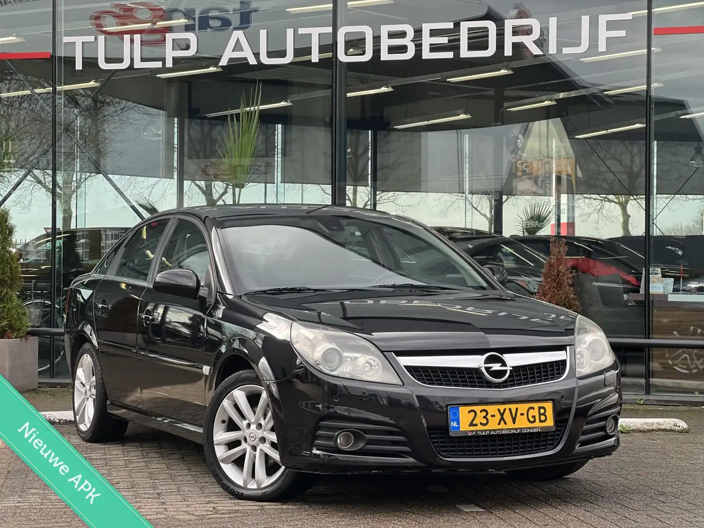 Opel Vectra GTS 2.2-16V Temptation Excellence NLauto NAP Negro - 2