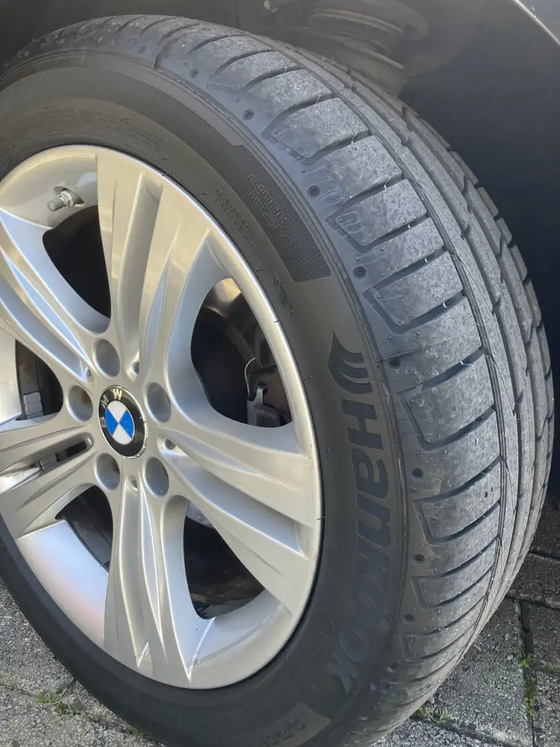 BMW 318 318tds Touring Sport - 2