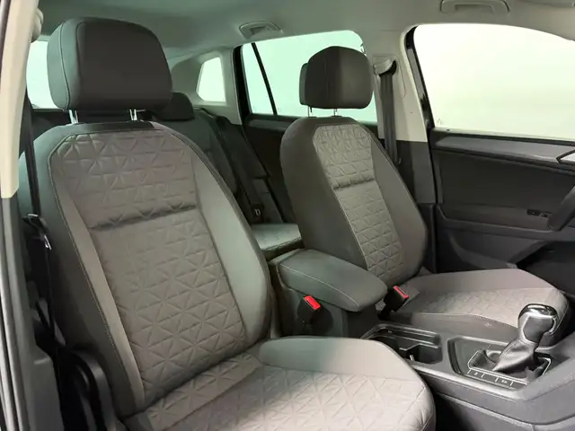 Volkswagen Tiguan view 7