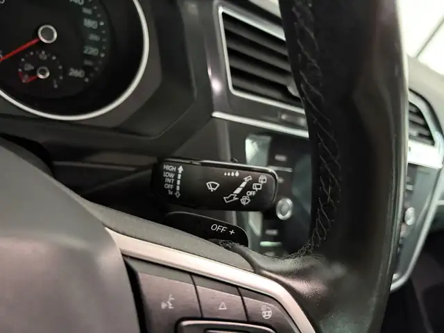 Volkswagen Tiguan view 15