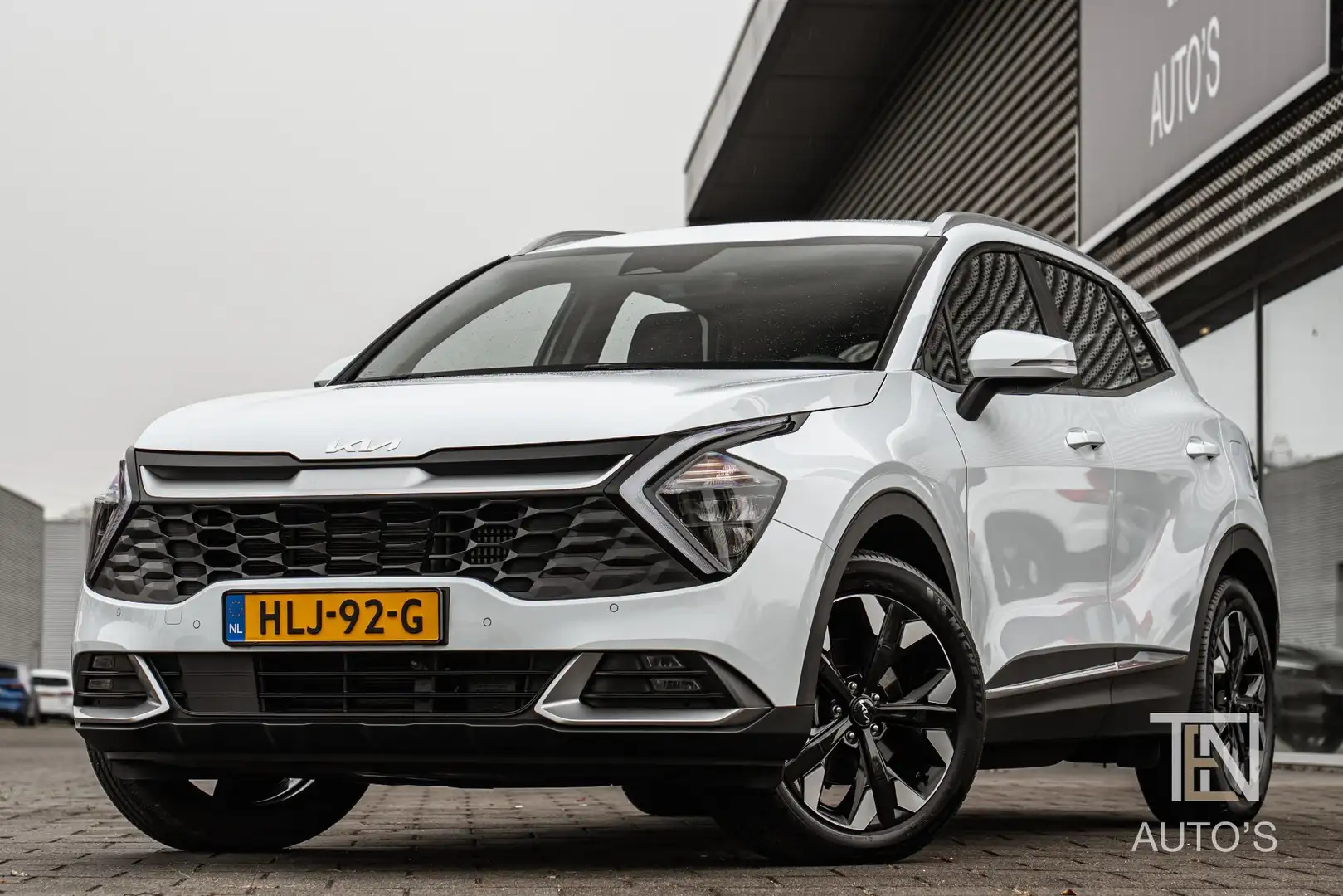 Kia Sportage 1.6 T-GDi Plug-in Hybrid AWD DynamicLine | Camera Blanc - 1