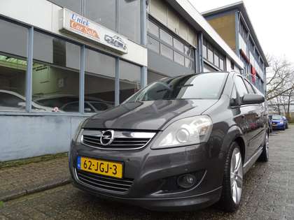 Opel Zafira 1.8 Executive