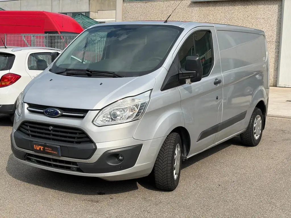Ford Transit Custom 2017 из Европы — купить под ключ