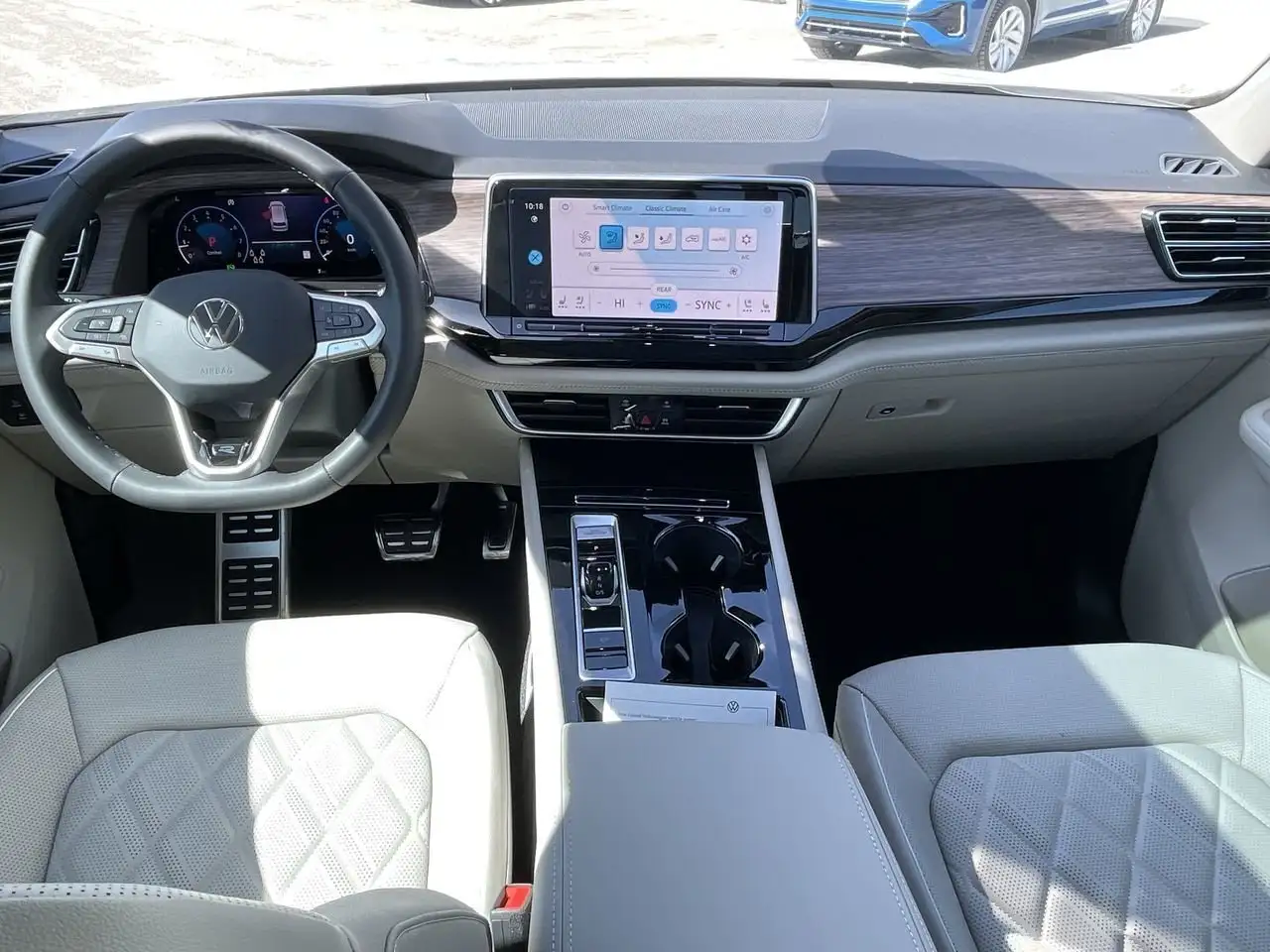 Volkswagen Atlas снимка Volkswagen Atlas