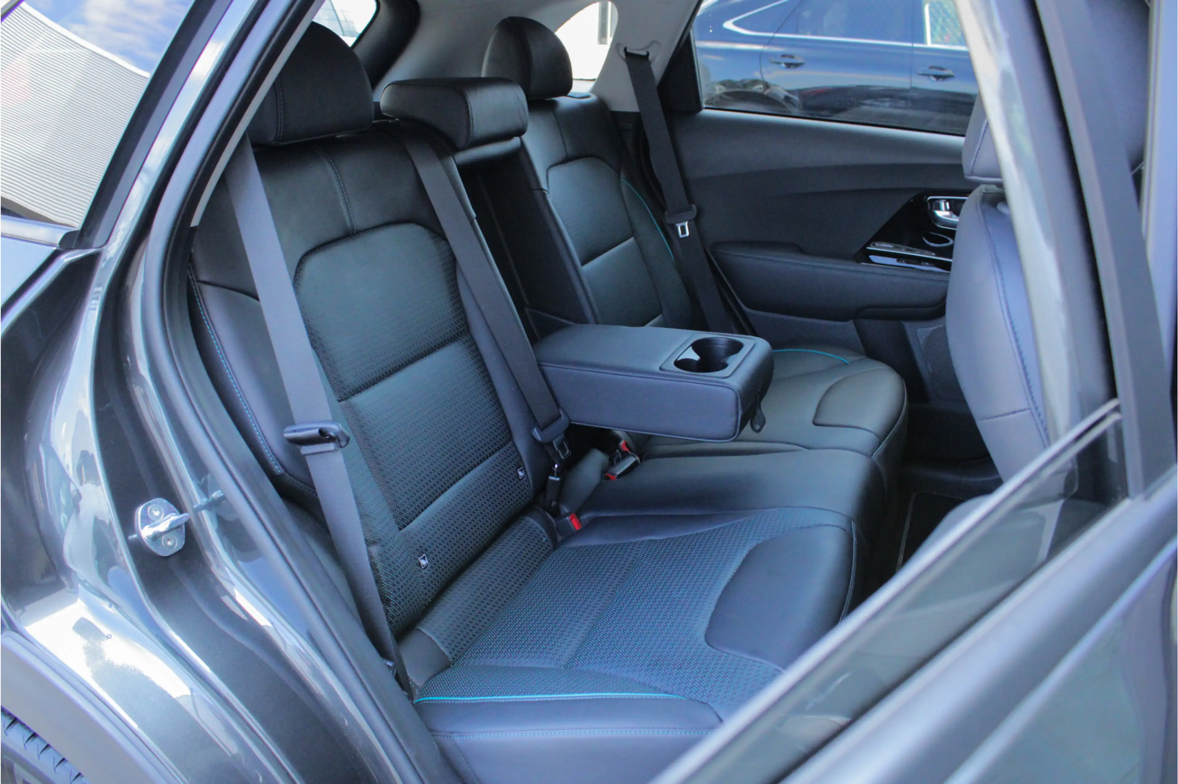 Kia e-Niro ExecutiveLine 64 kWh |100% SoH|warmptepomp|trekhaa — photo 43