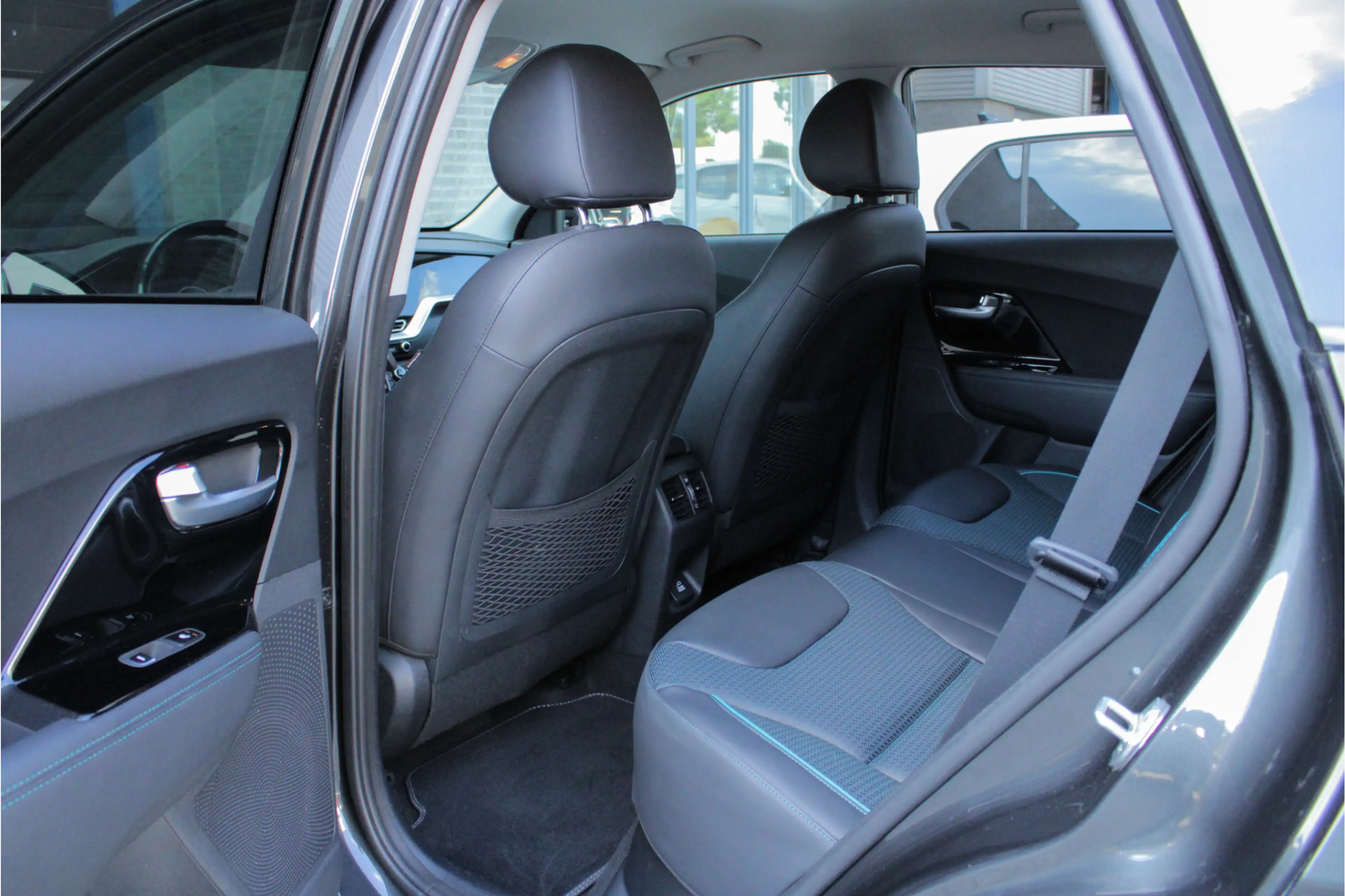 Kia e-Niro ExecutiveLine 64 kWh |100% SoH|warmptepomp|trekhaa — photo 47