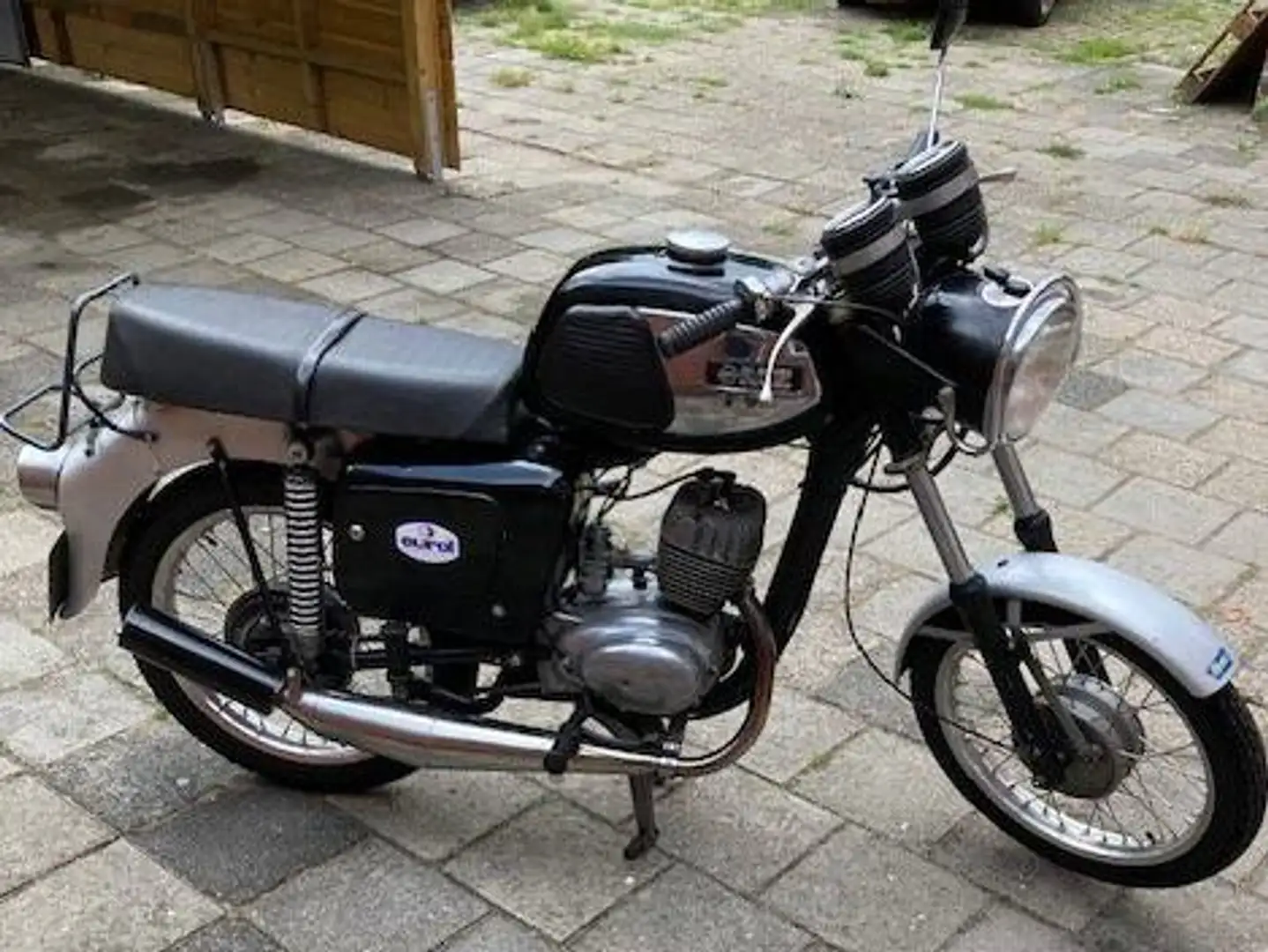 MZ TS 150 Luxus Czarny - 2