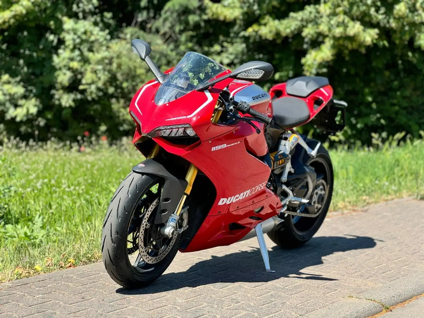 Ducati 1199 Panigale 1199R Rouge - 1