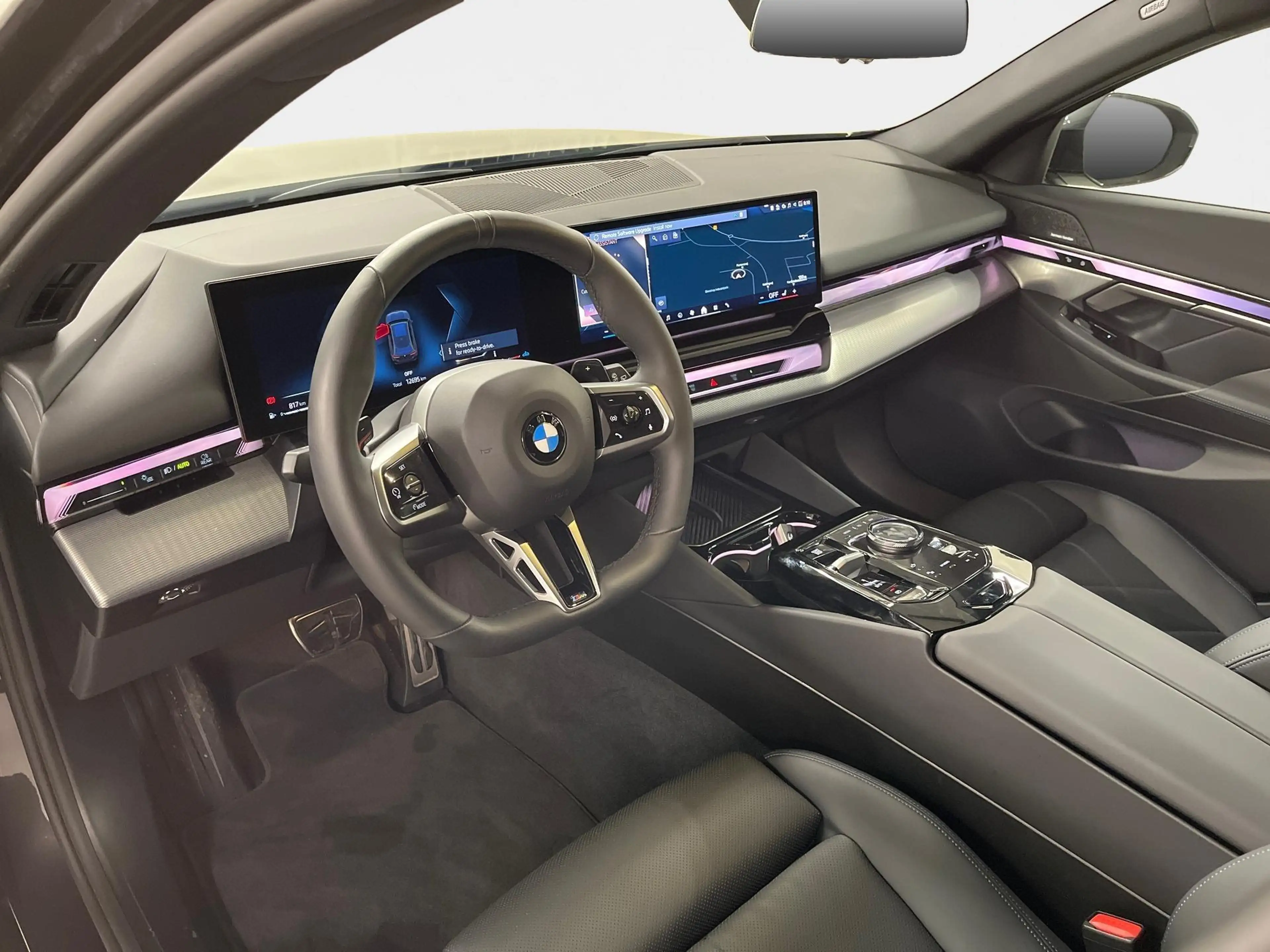BMW 520 Touring 520i M-Sport MHEV 190PS/140kW Steptroni... — photo 11