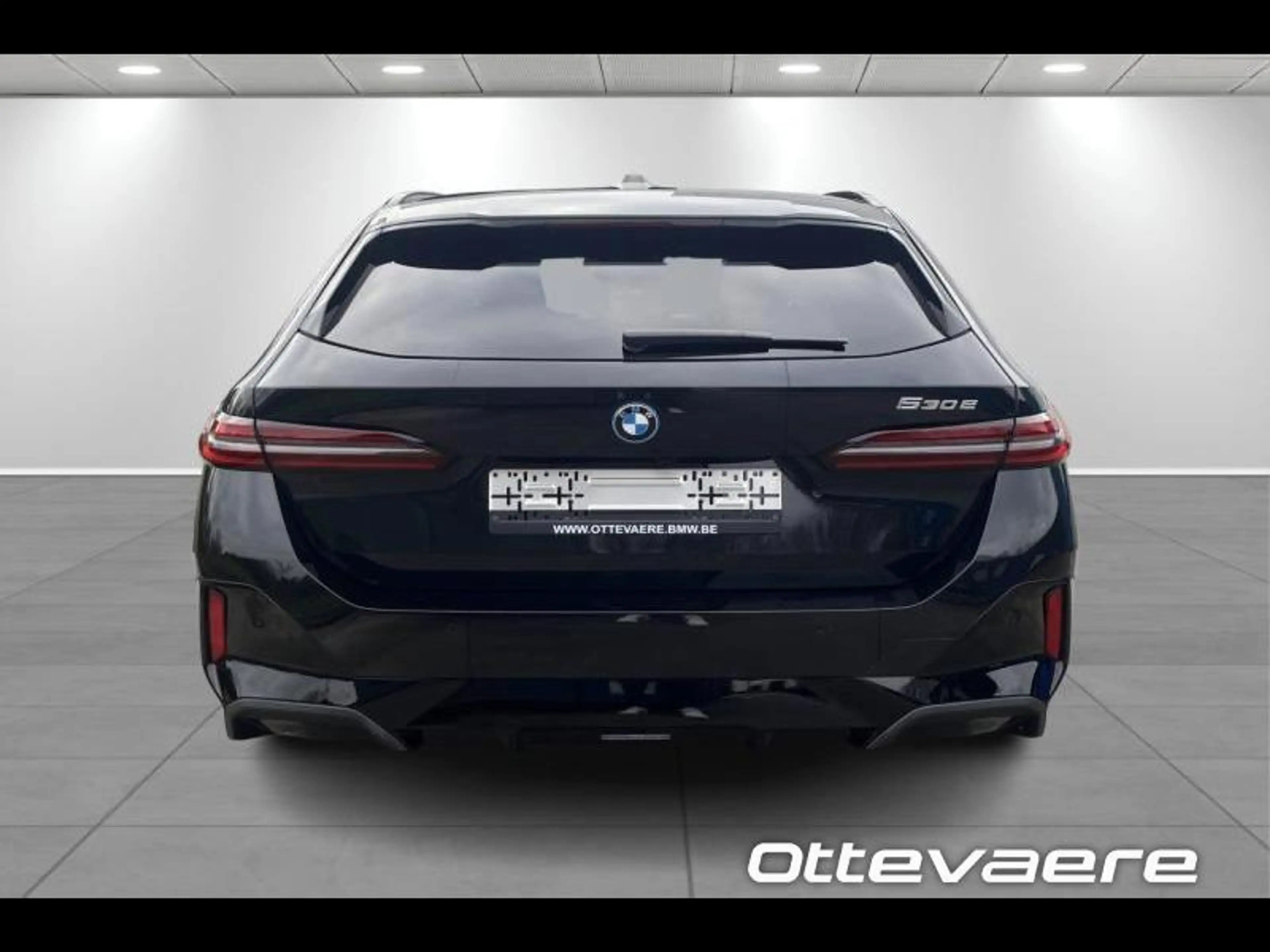 BMW 530 Touring — photo 4