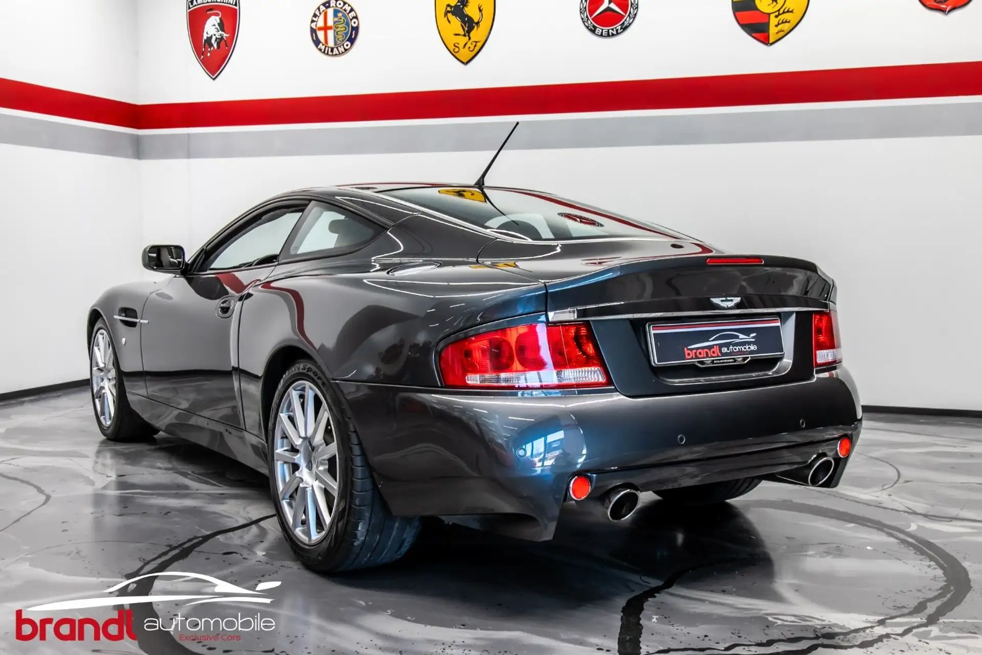 애스턴마틴 뱅퀴시 Coupe 2006 블랙 사진 7
