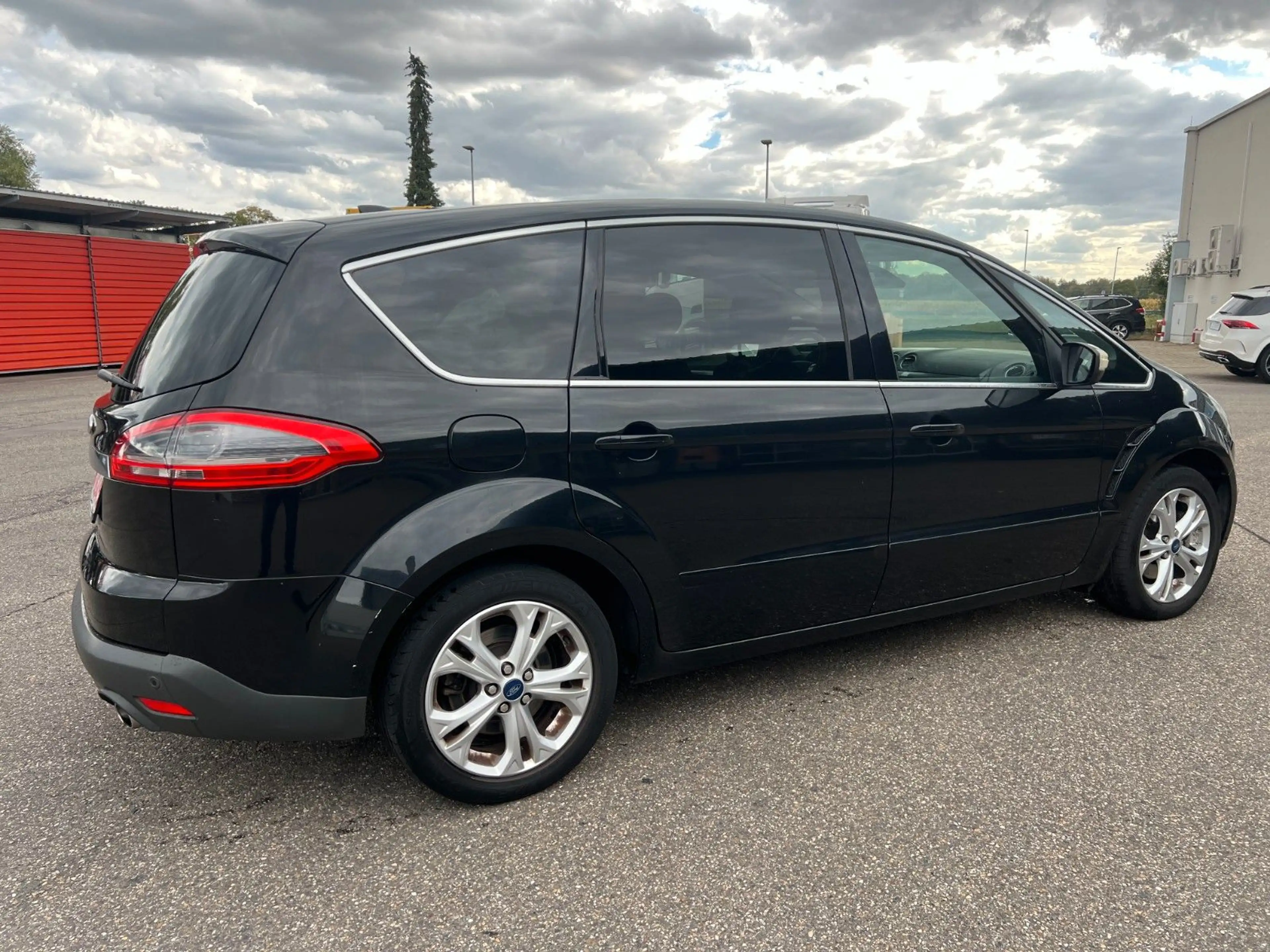Ford S-Max *Titanium*7 Sitze*AHK* — photo 6