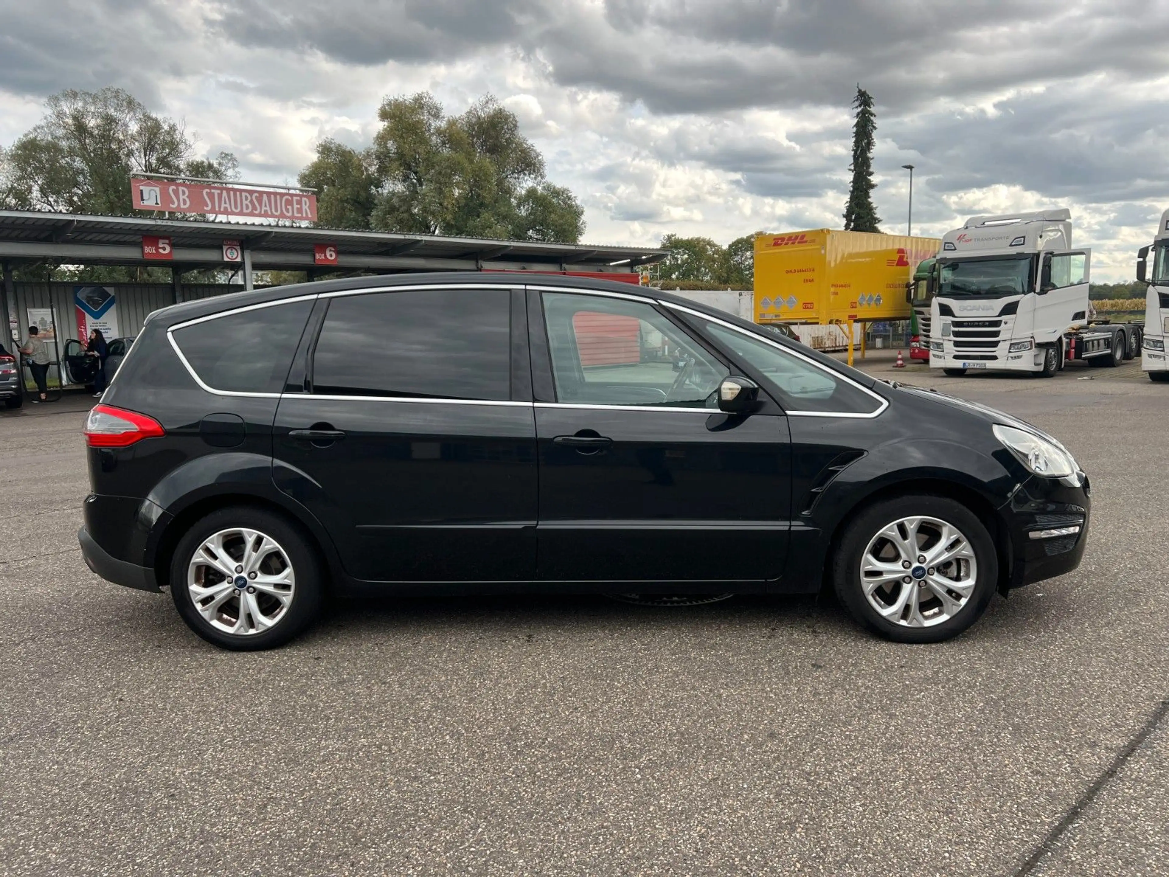Ford S-Max *Titanium*7 Sitze*AHK* — photo 5