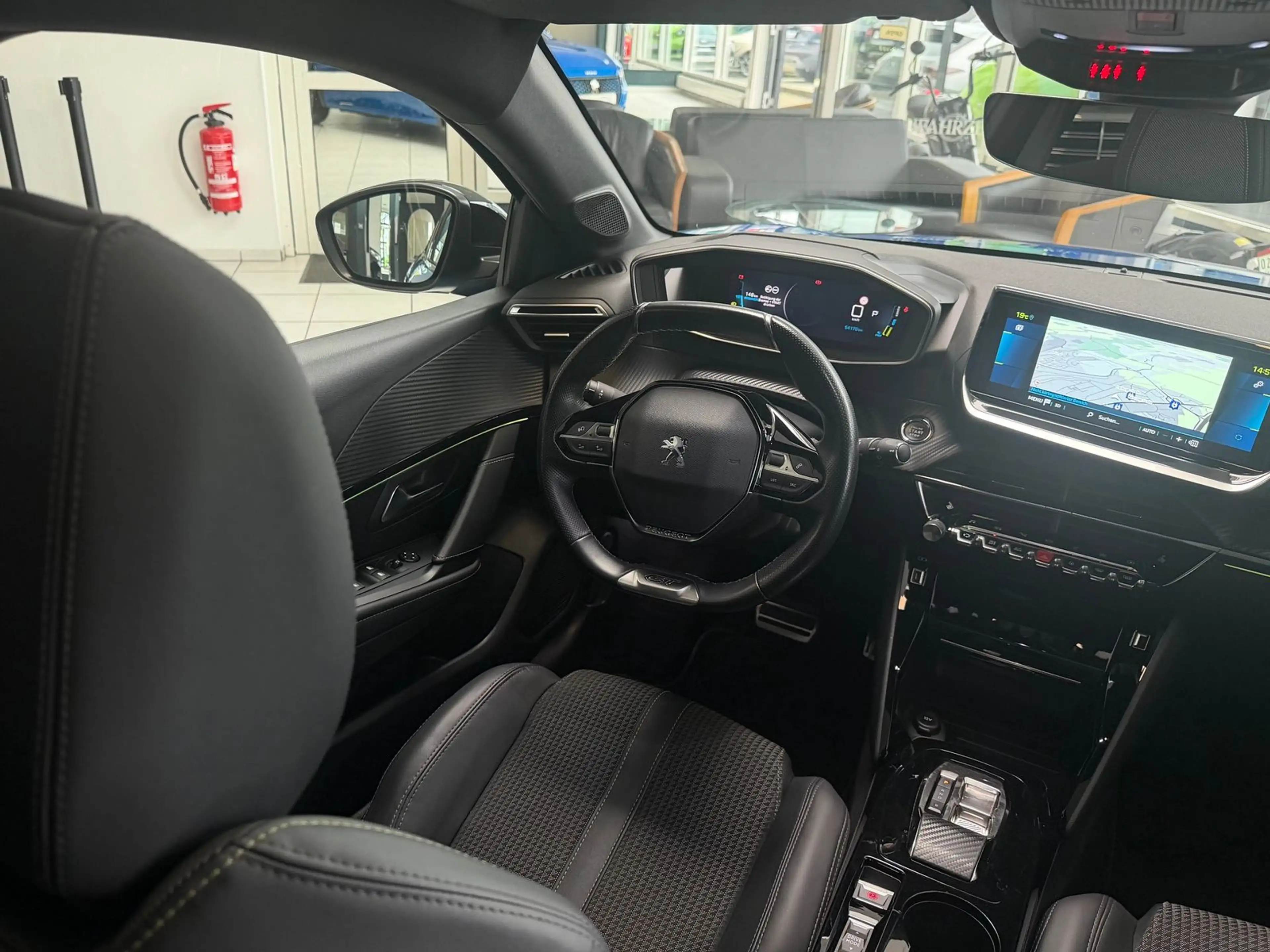 Peugeot 208 e-208 1.HAND GT PANO LED PDC SHZ KAMERA 93,9% — photo 15