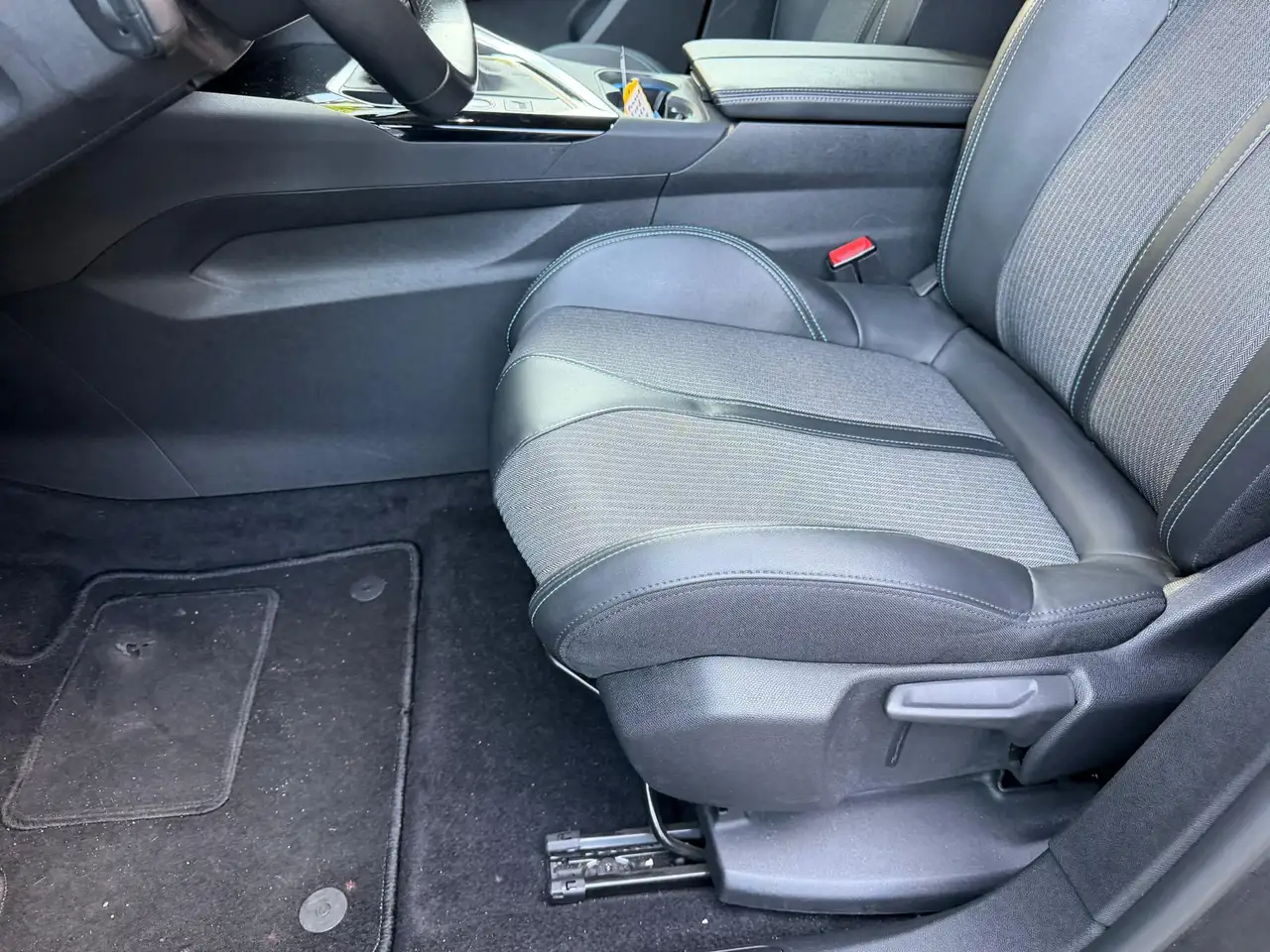 Peugeot 5008 1.2 PureTech Blue Lease Allure, миниатюра 22