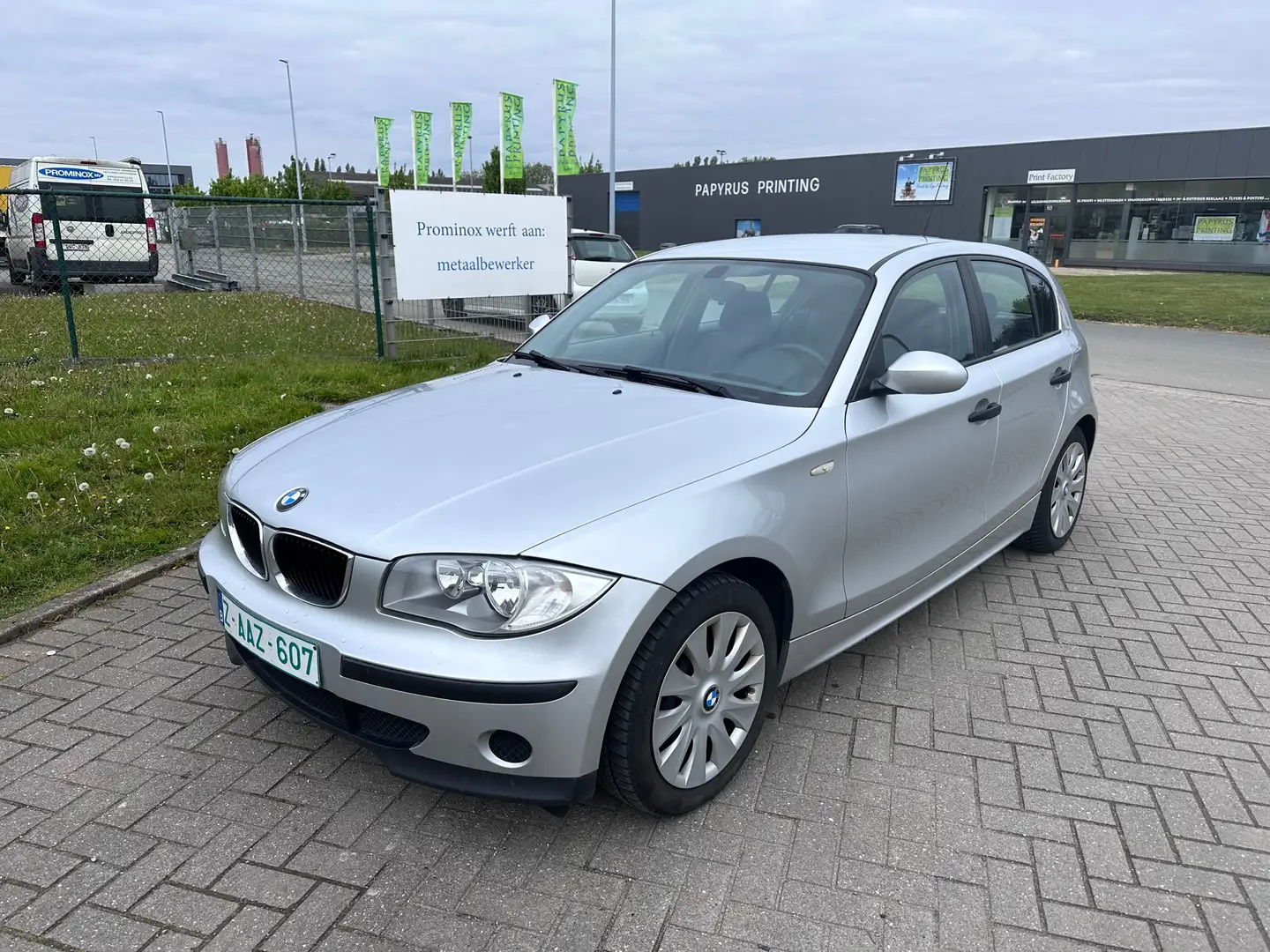 BMW 116 116i Plateado - 1