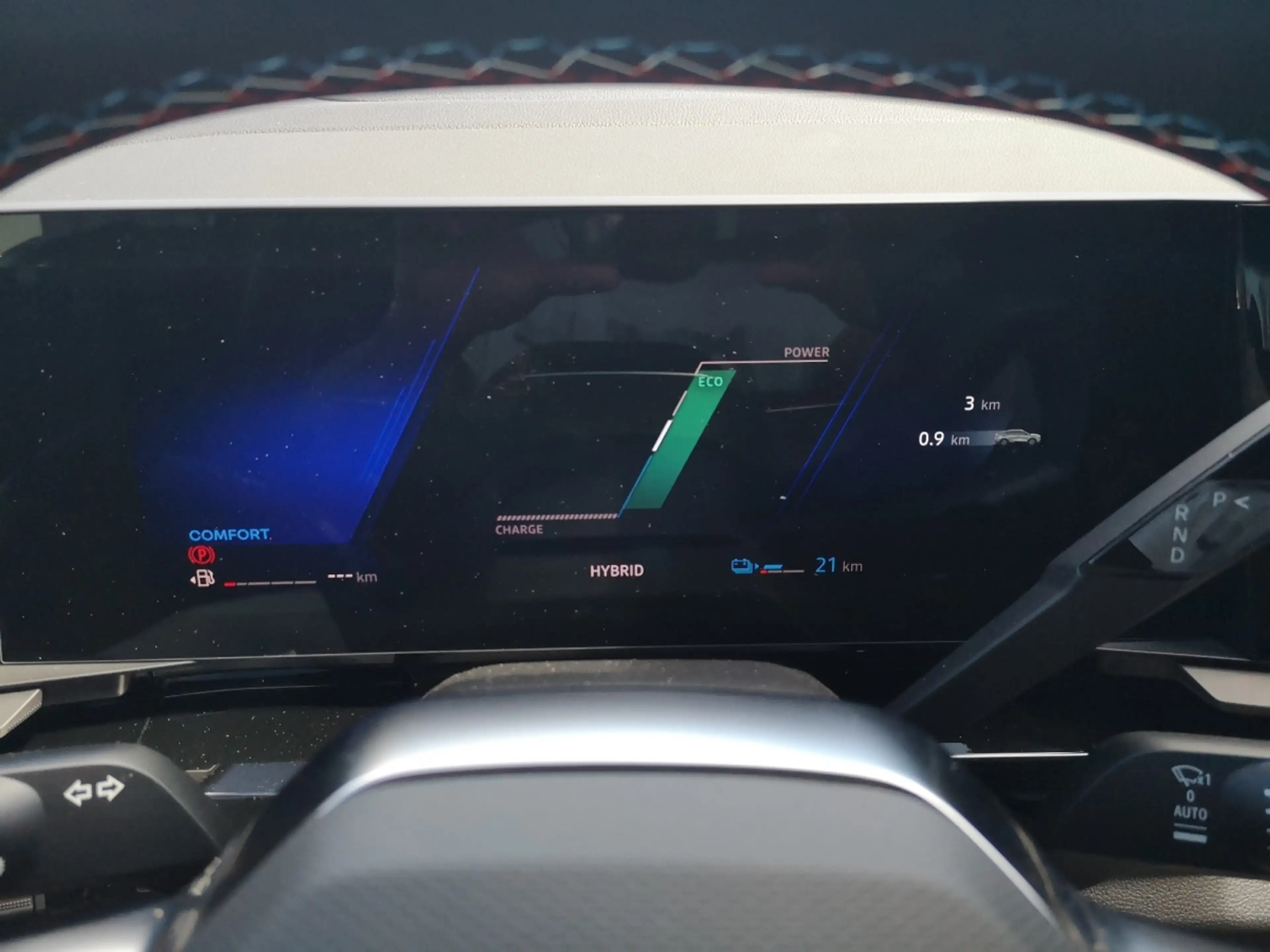 Renault Rafale Esprit Alpine Hyper Hybrid E-Tech 4x4 300 — photo 15