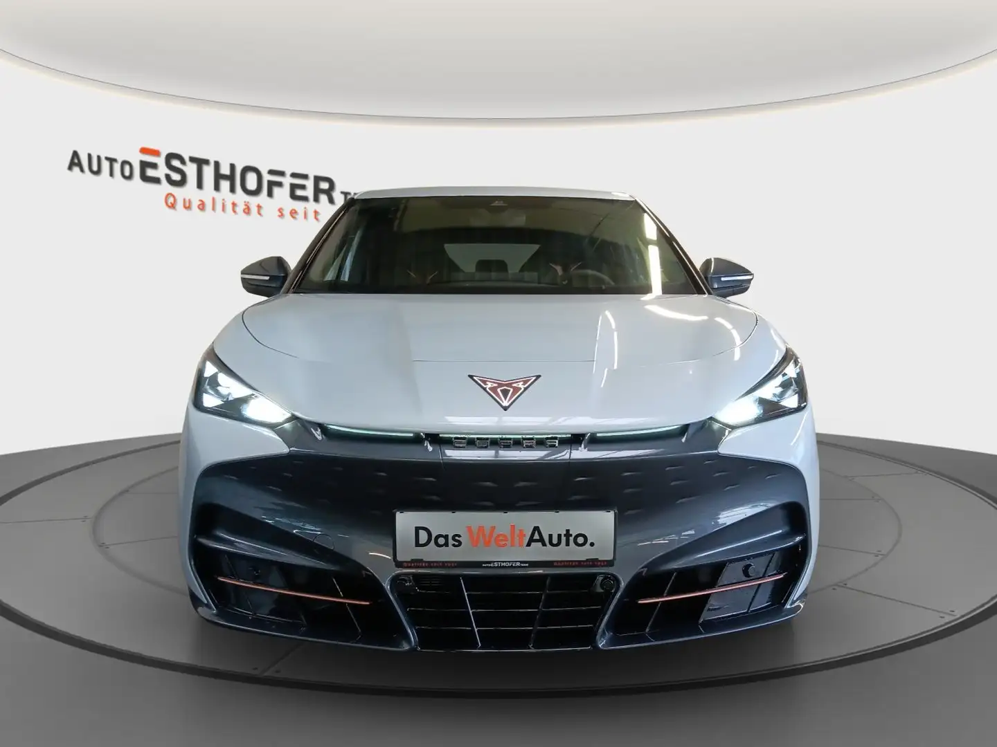 CUPRA Tavascan VZ 4Drive 250kW/340PS Silber - 2