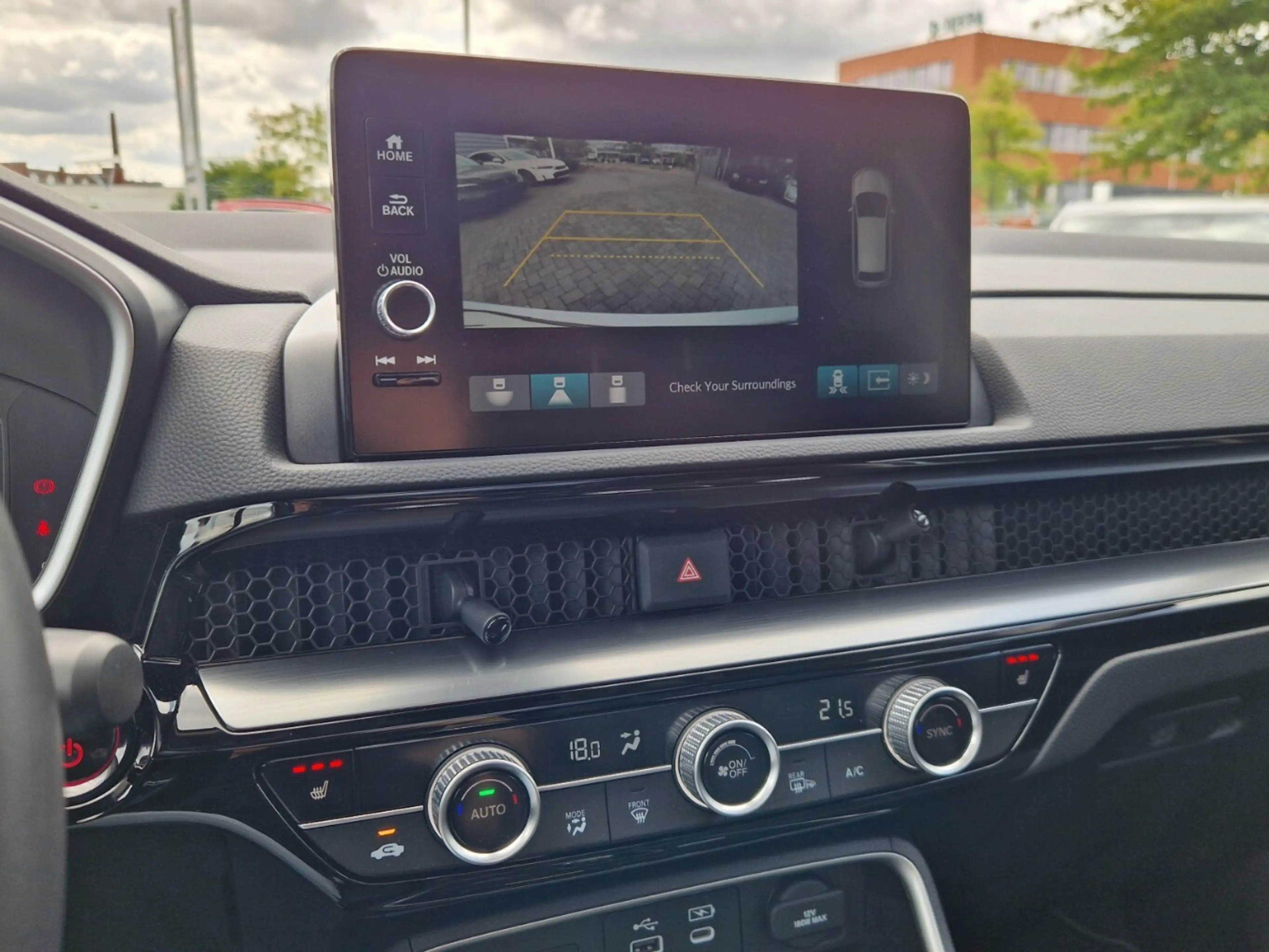 Honda CR-V e:HEV Elegance 2WD|Pano|LED — photo 14