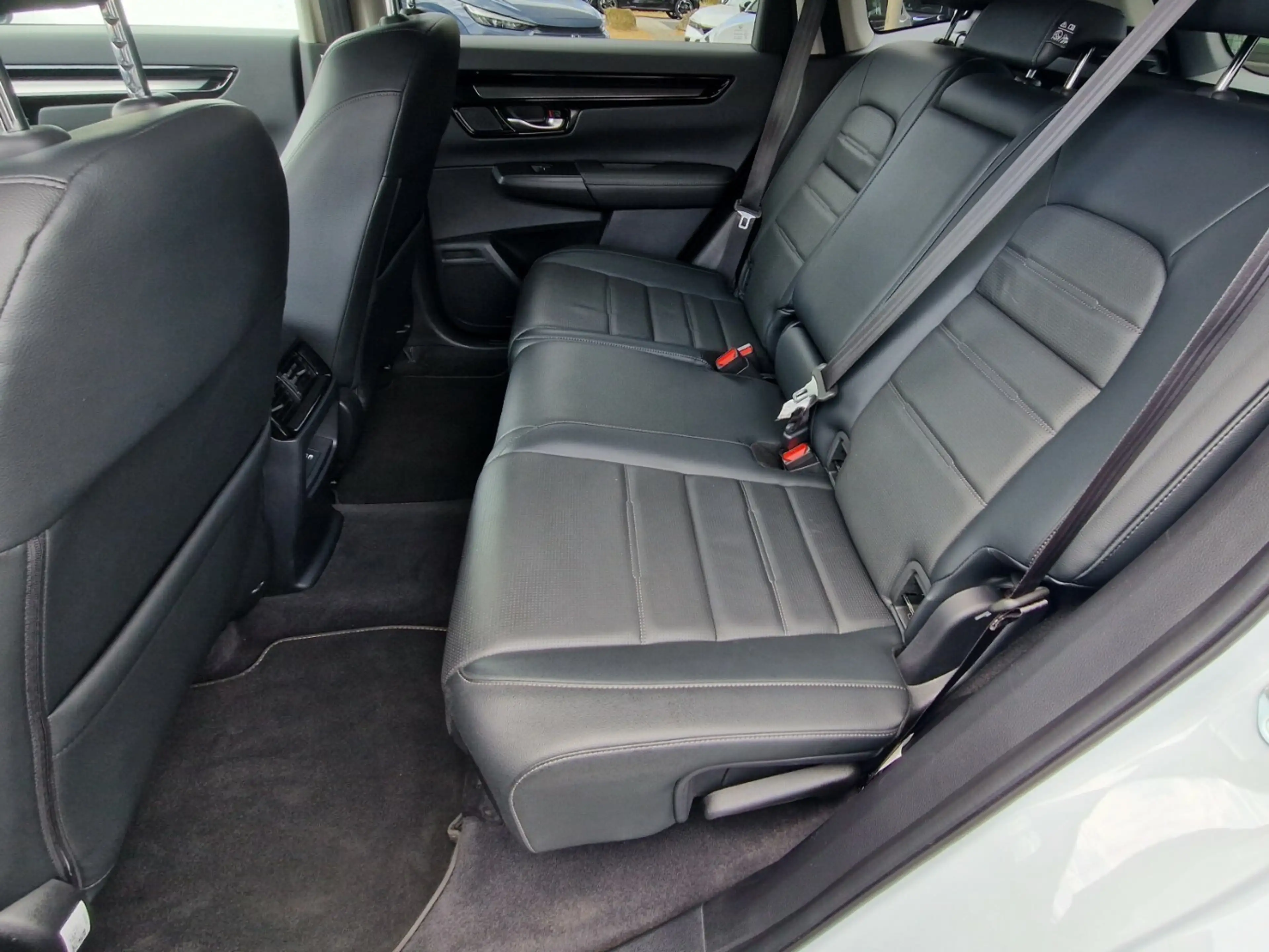 Honda CR-V e:HEV Elegance 2WD|Pano|LED — photo 10