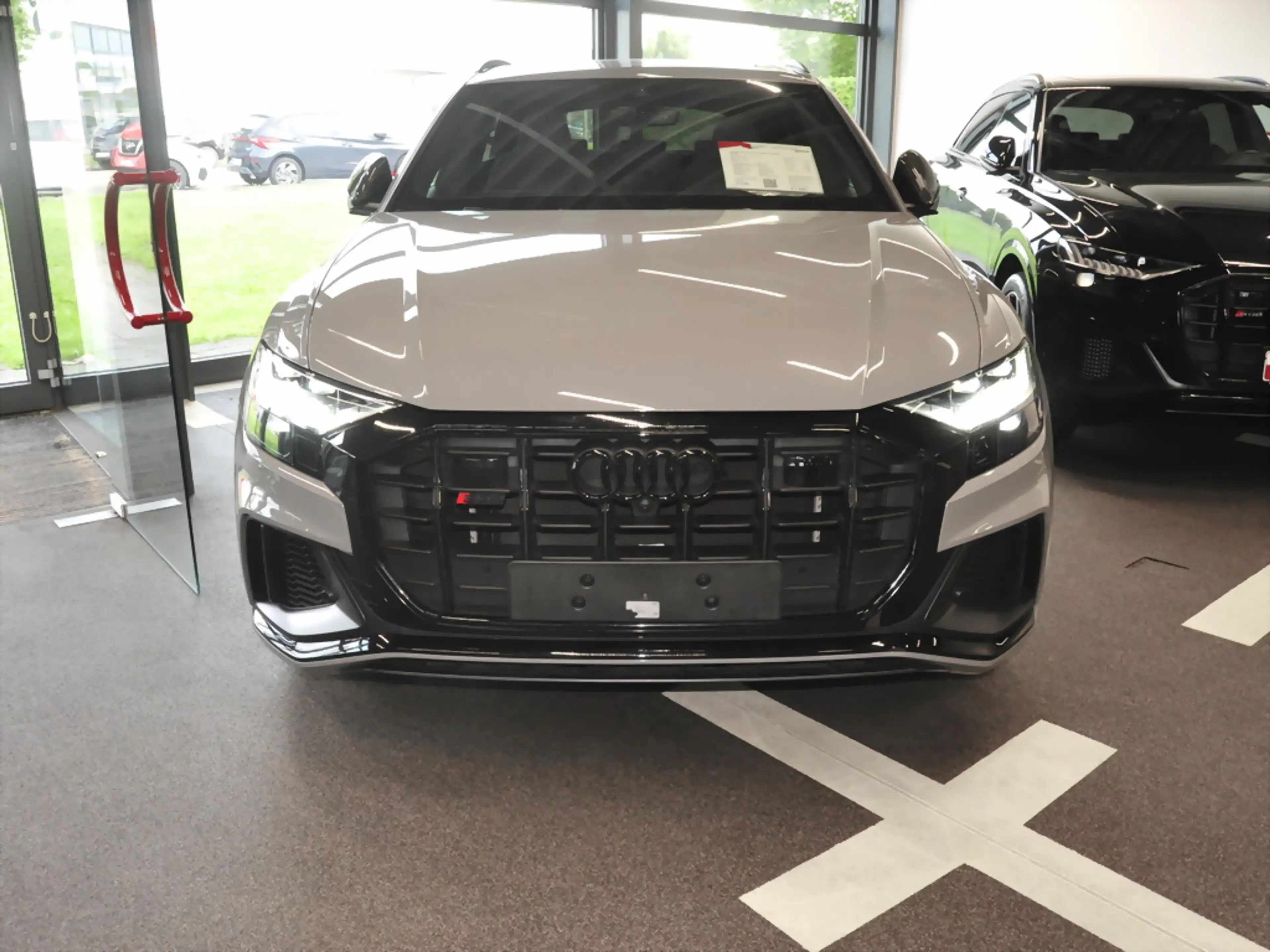 Audi SQ8 TFSI Competition HD-Matrix HuD B&O — photo 2