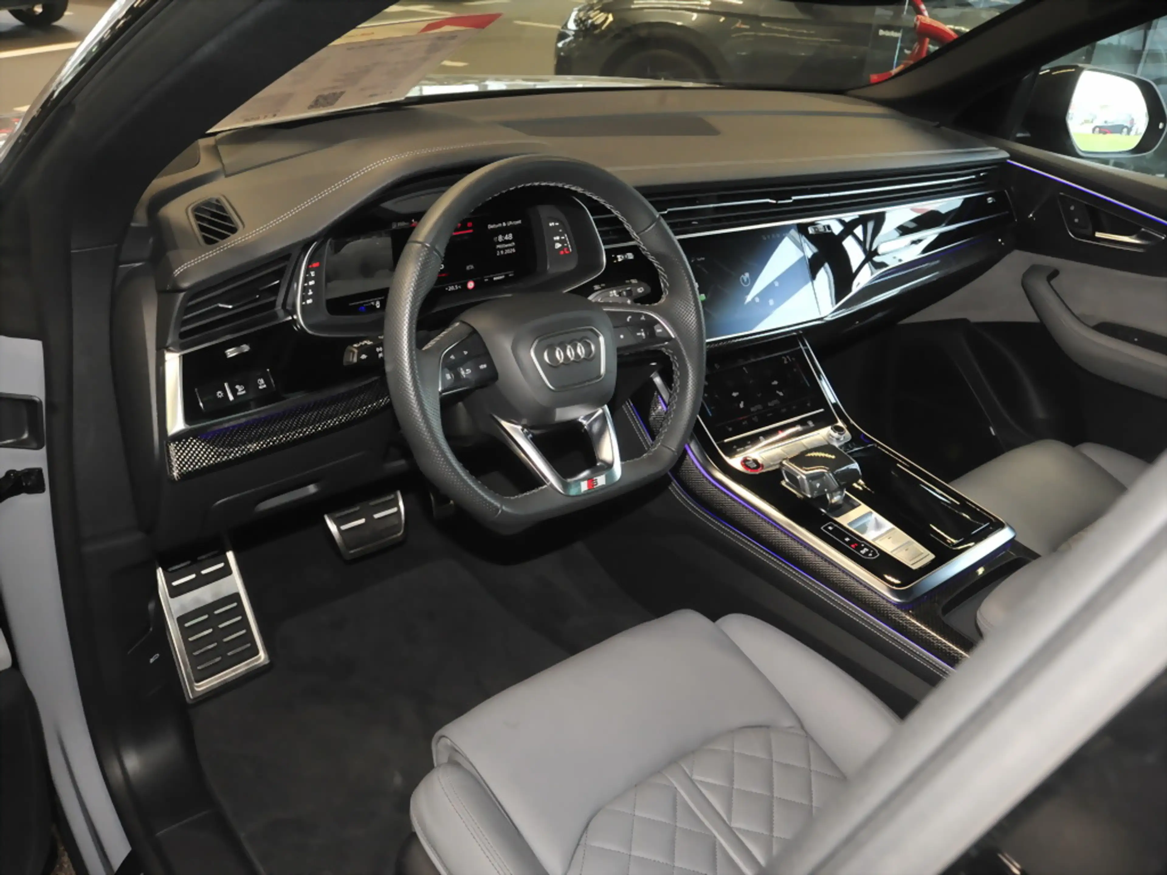 Audi SQ8 TFSI Competition HD-Matrix HuD B&O — photo 12