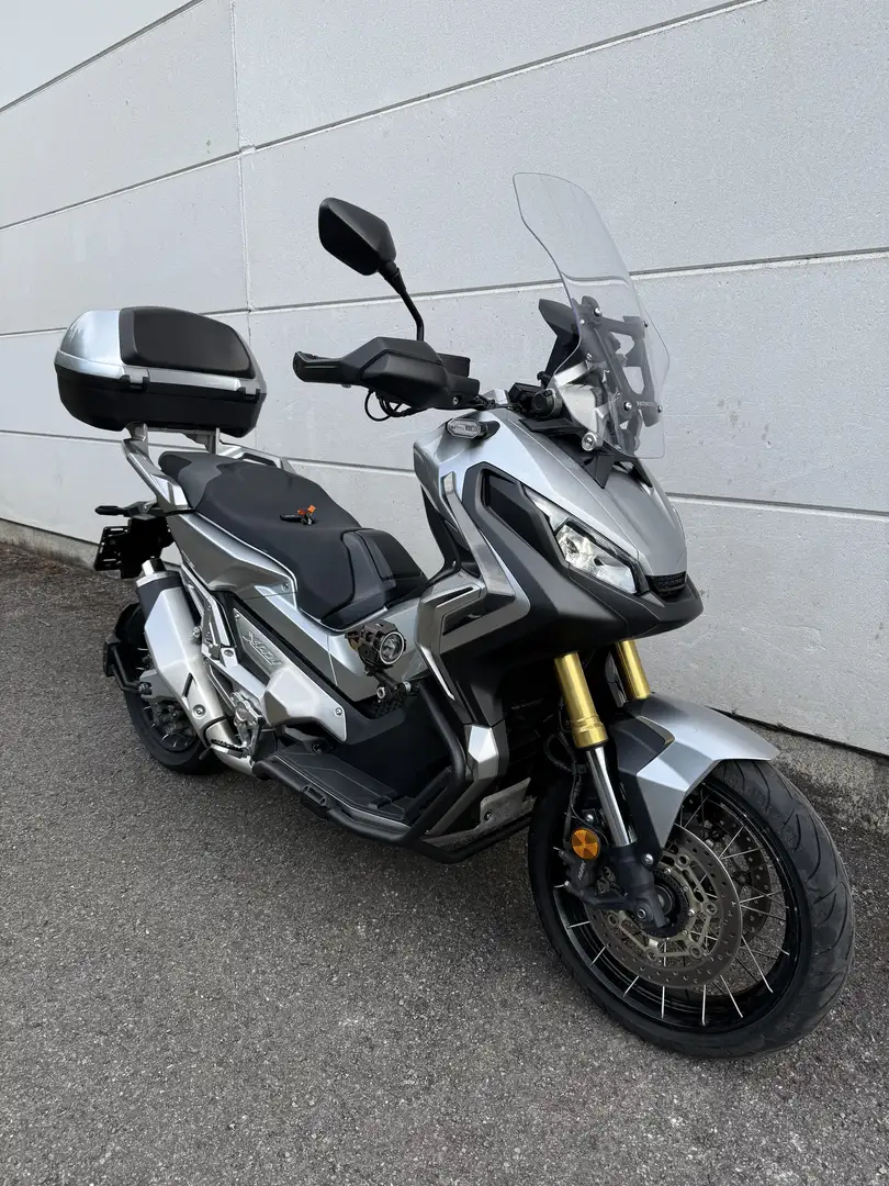 Honda X-ADV 750 Zilver - 1