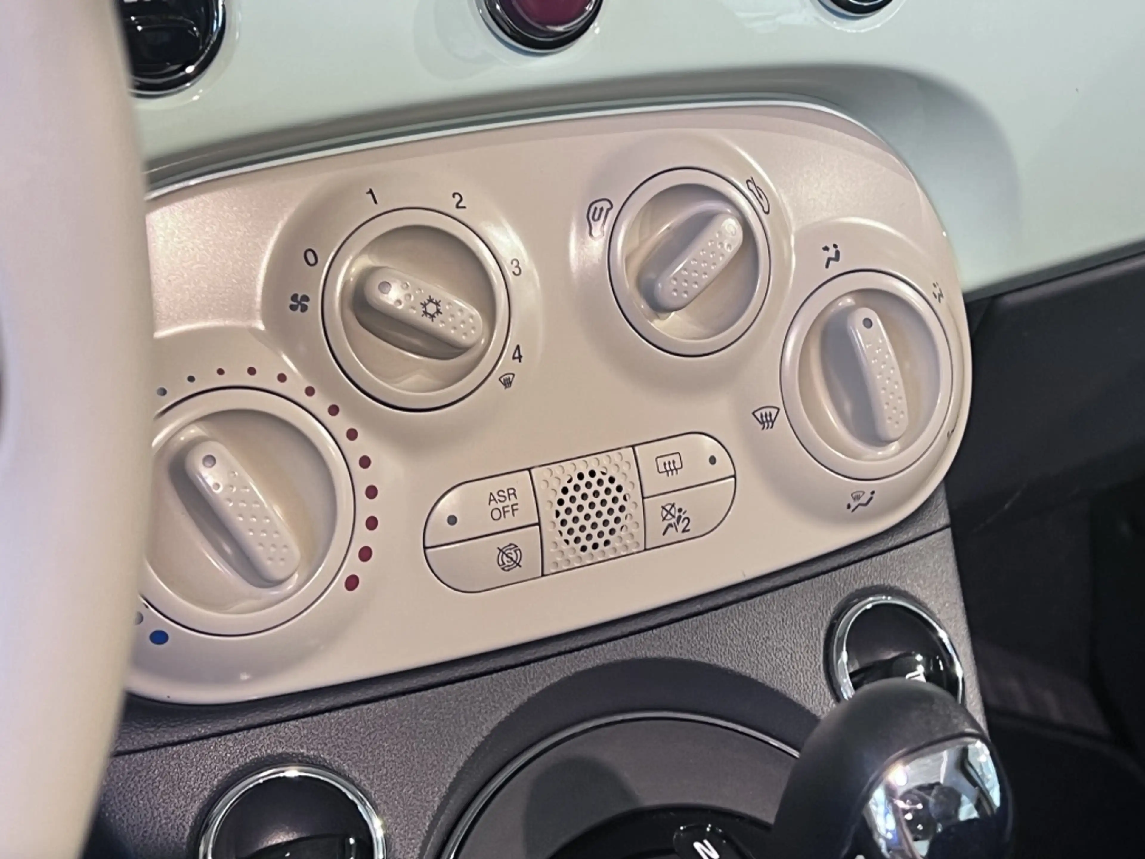 Fiat 500C 80pk TwinAir Popstar — photo 10