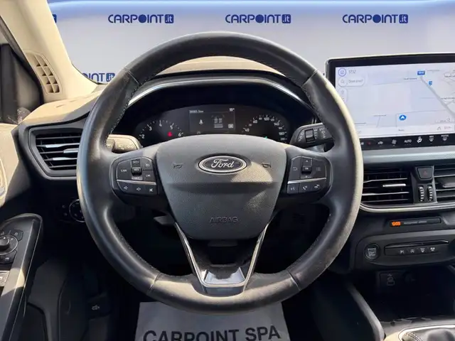 Ford Focus view 13