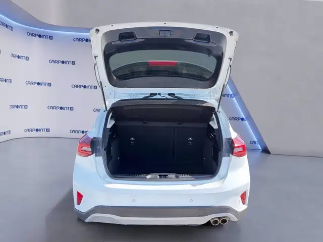 Ford Focus view 18